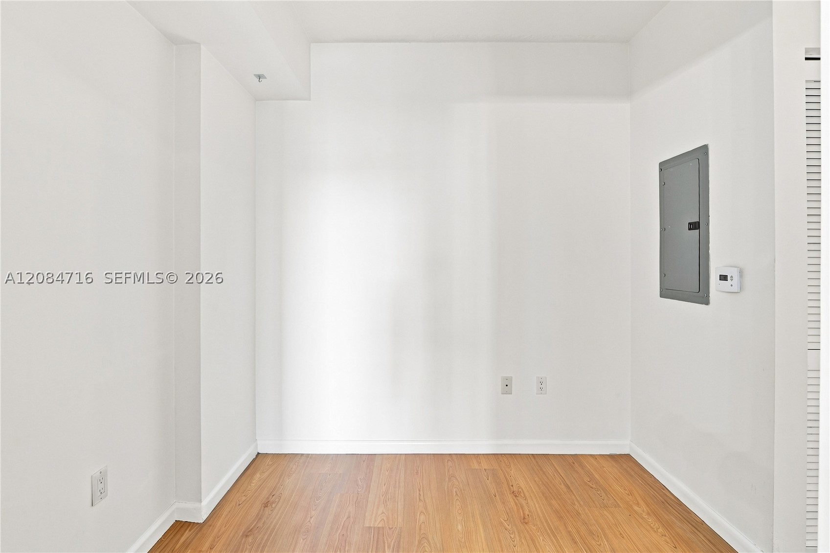 image Gallery Art Condos37