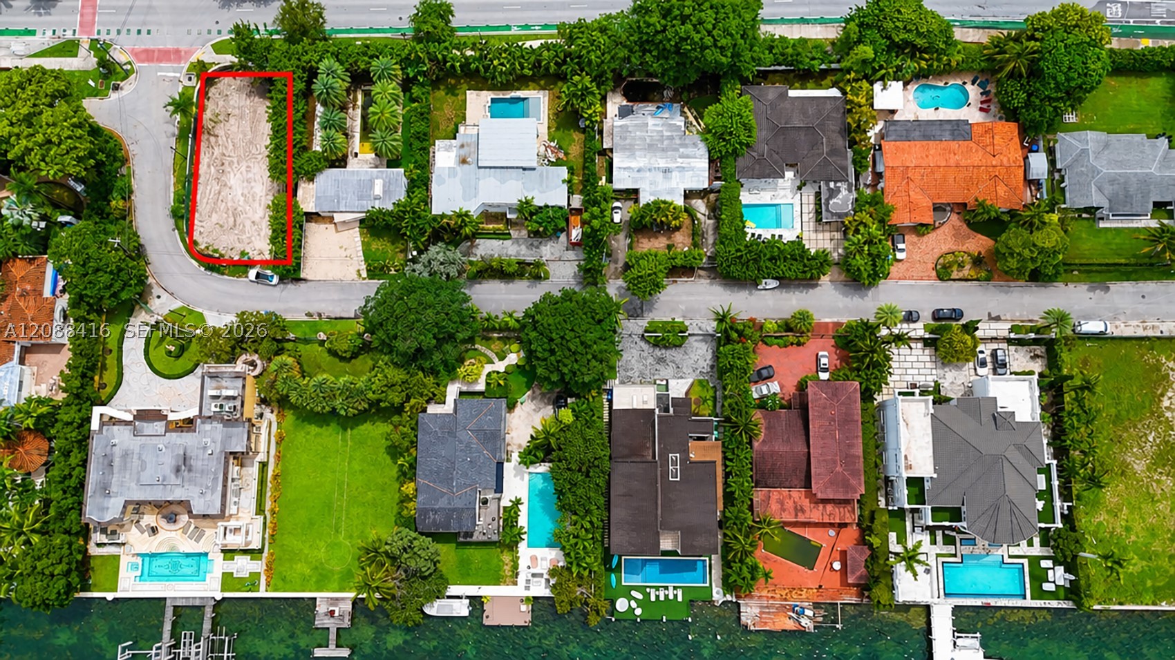 920 N Venetian Dr Miami, FL 33139