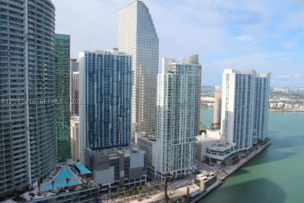 475 Brickell Ave #3709