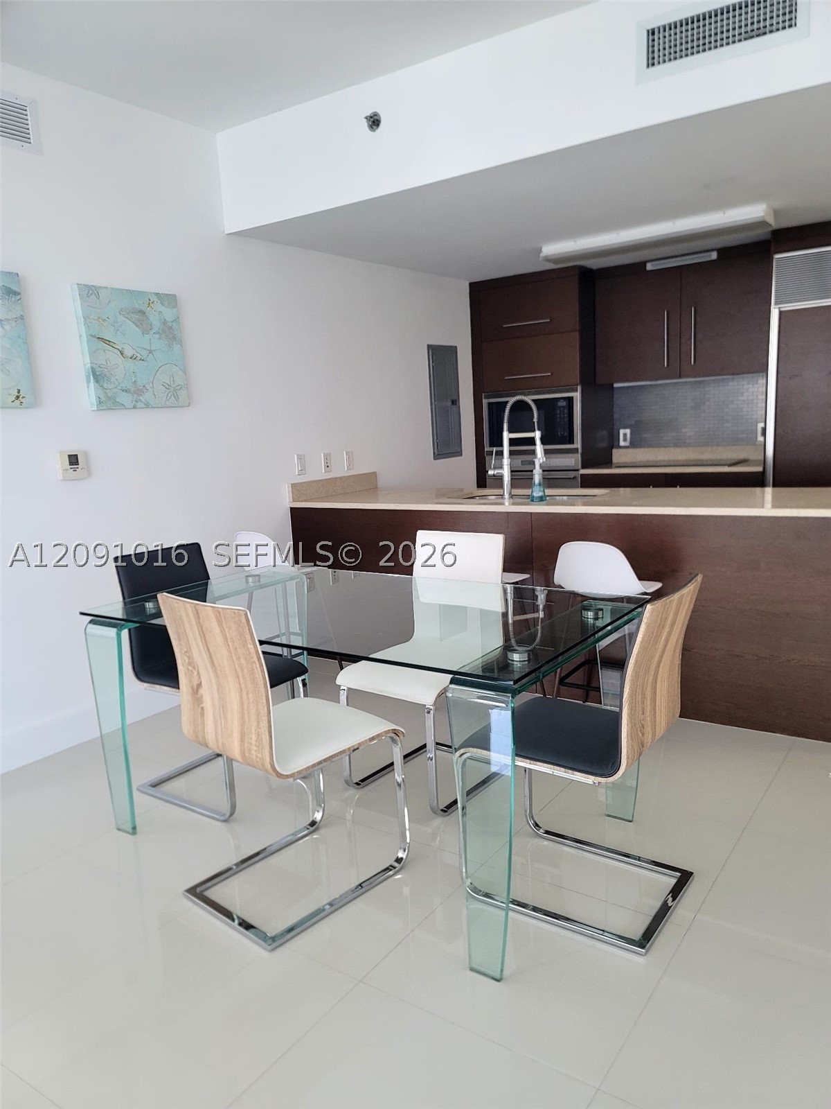 image Icon Brickell I29