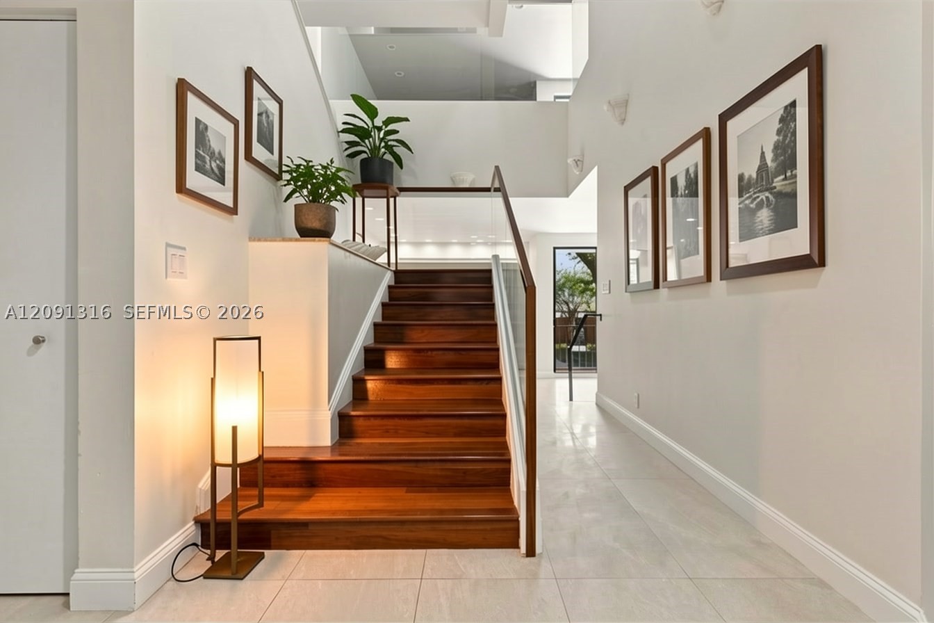1542 NE Quayside Ter #D2