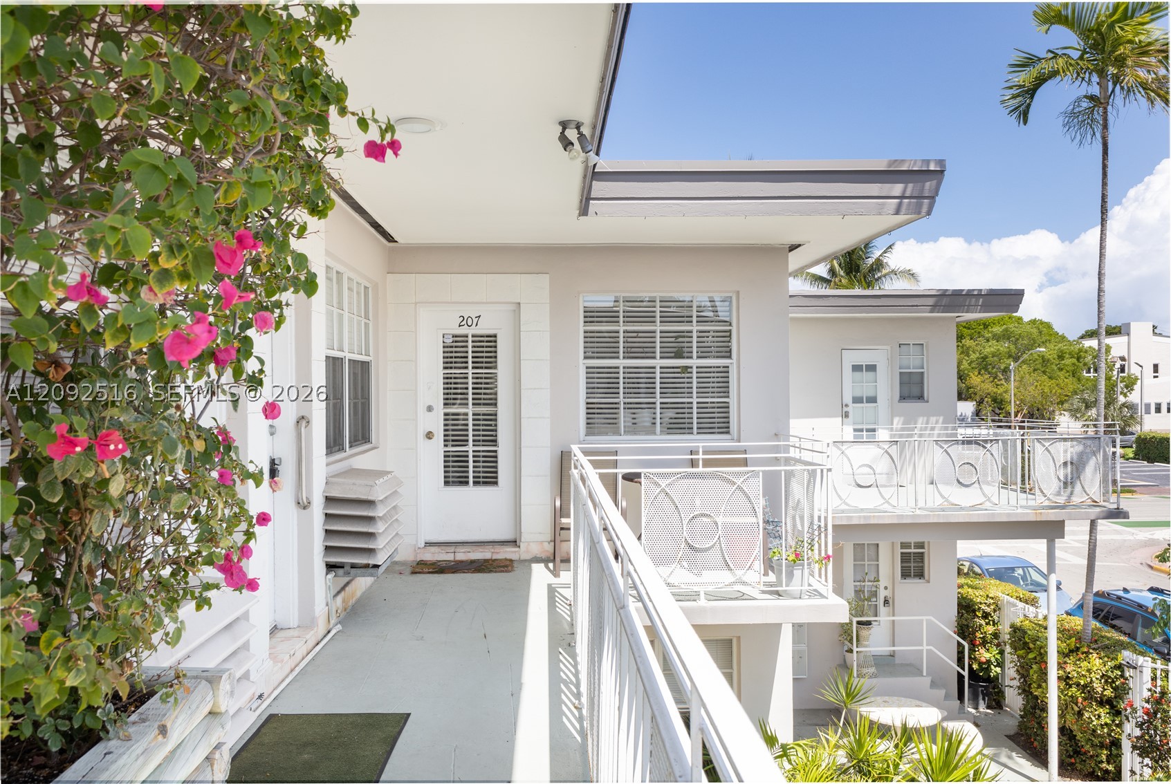 717 Espanola Way #207