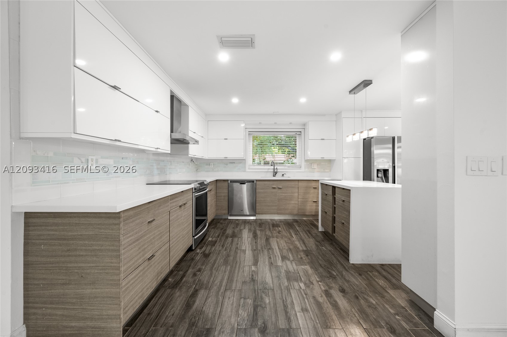 1543 Dorado Ave Coral Gables, FL 33146