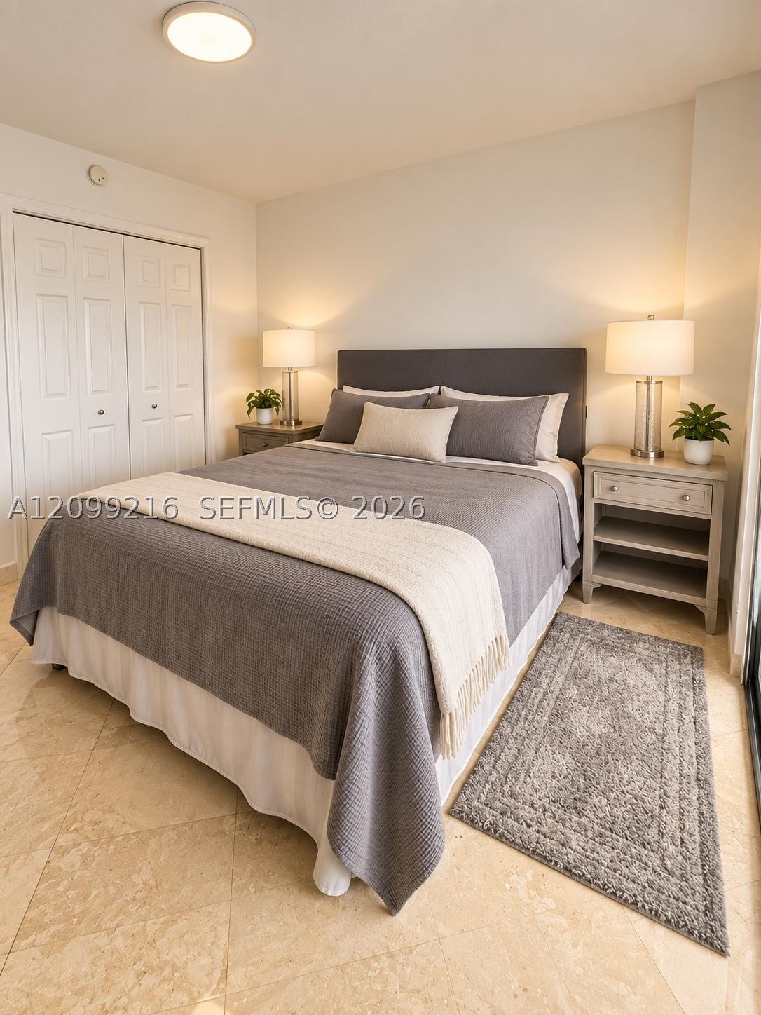 5555 Collins Ave #14Y Miami Beach, FL 33140