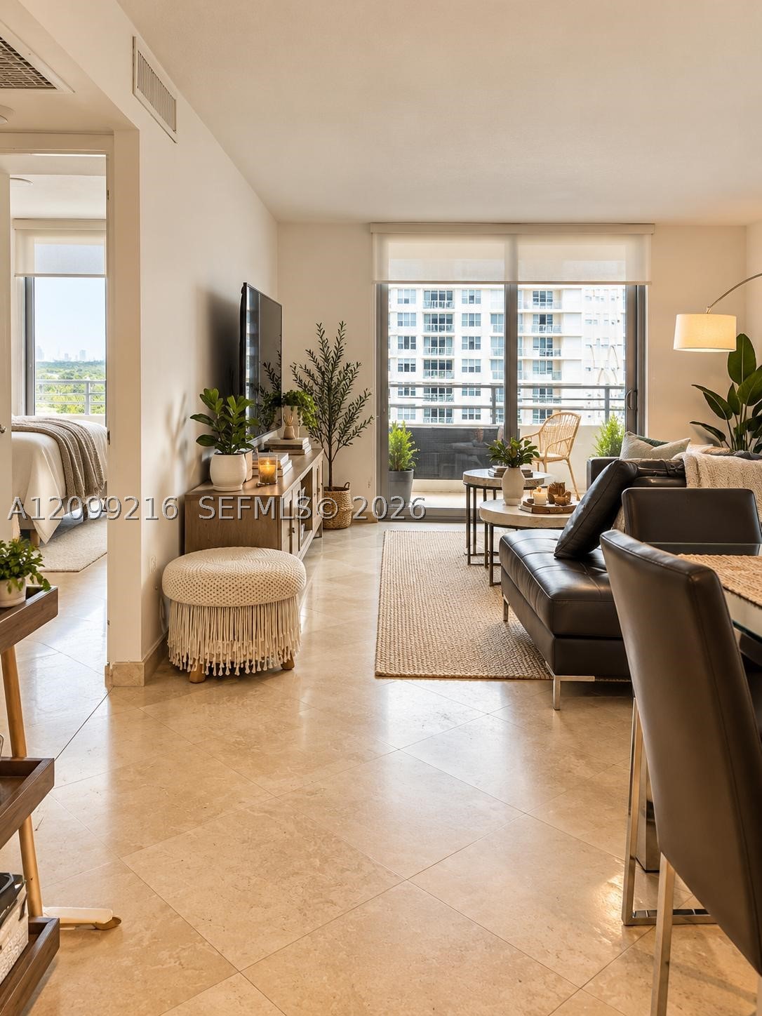 5555 Collins Ave #14Y Miami Beach, FL 33140