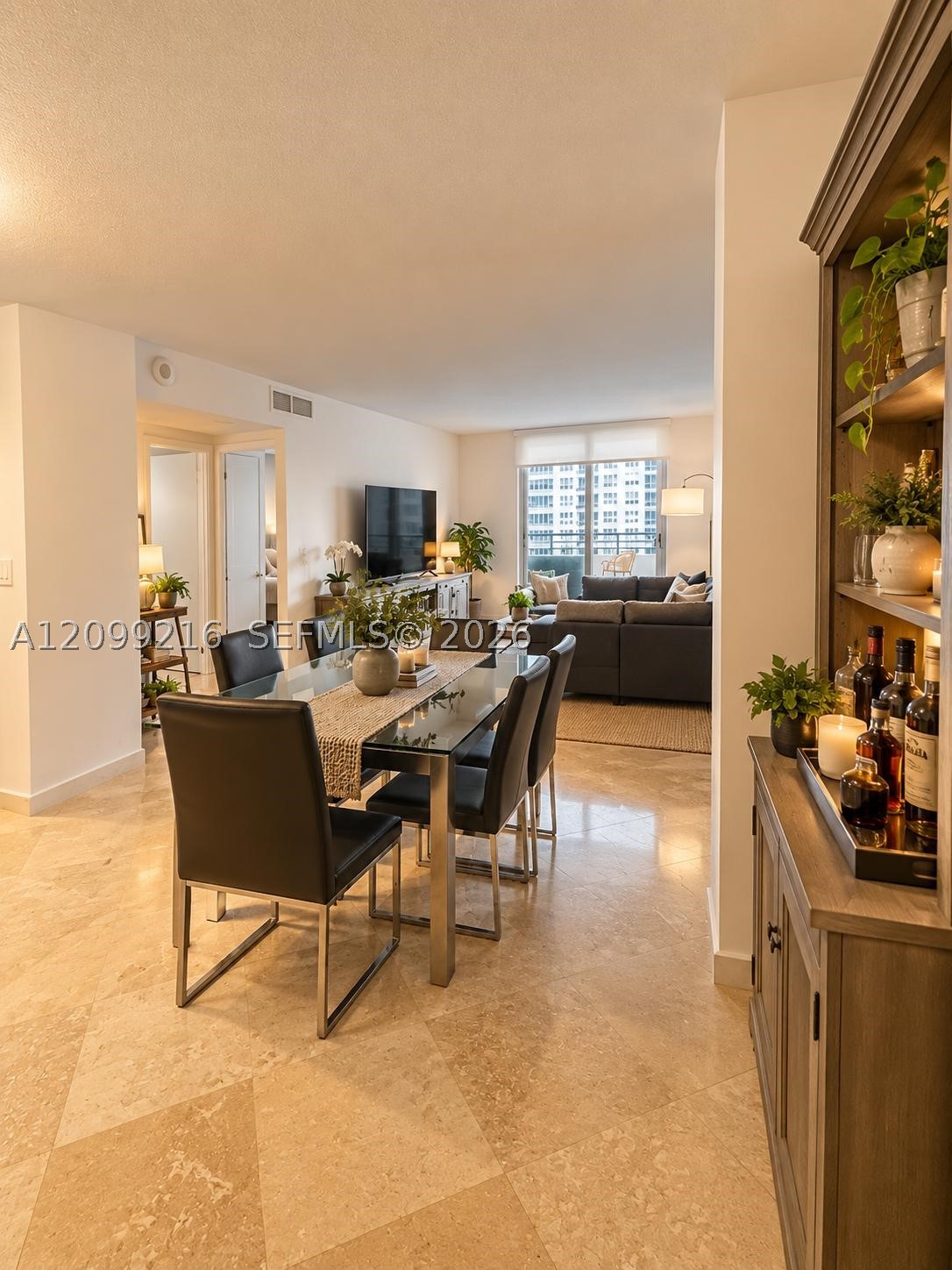 5555 Collins Ave #14Y Miami Beach, FL 33140