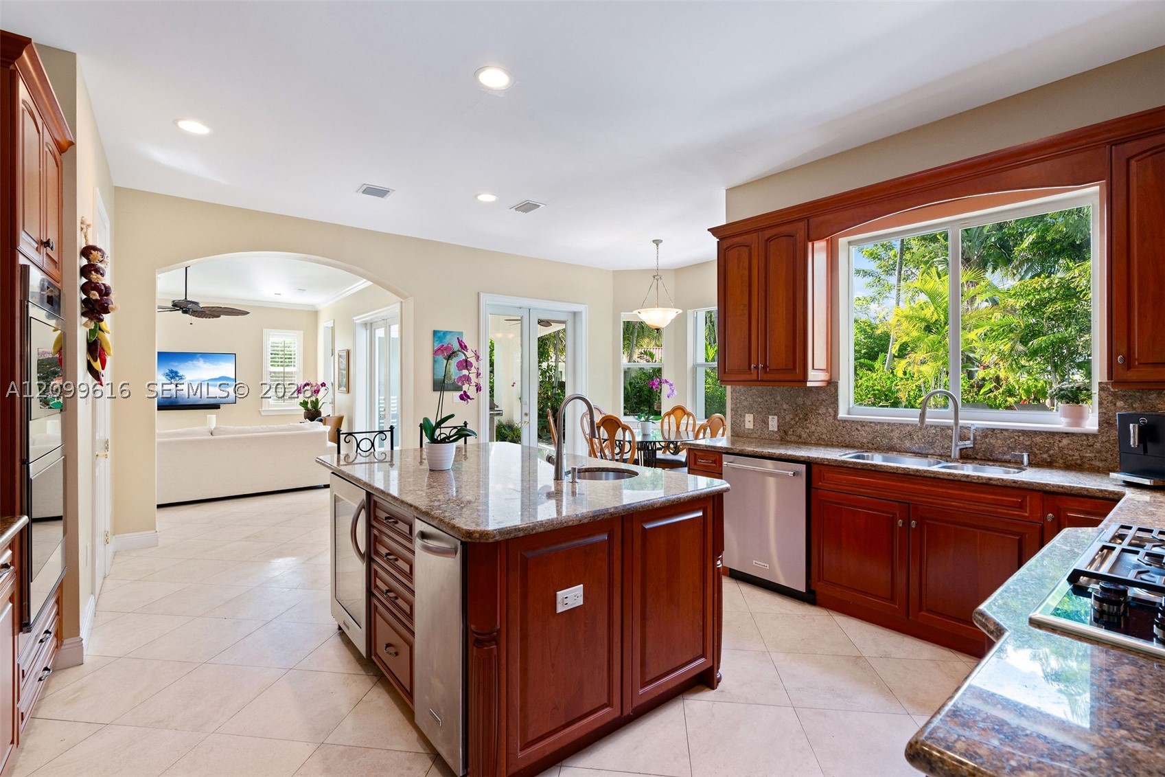 9461 SW 103rd St Miami, FL 33176