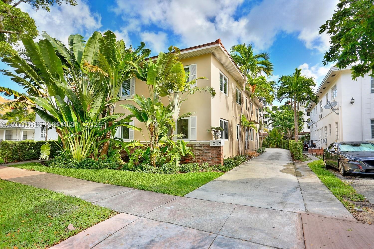 219 Menores Ave #2