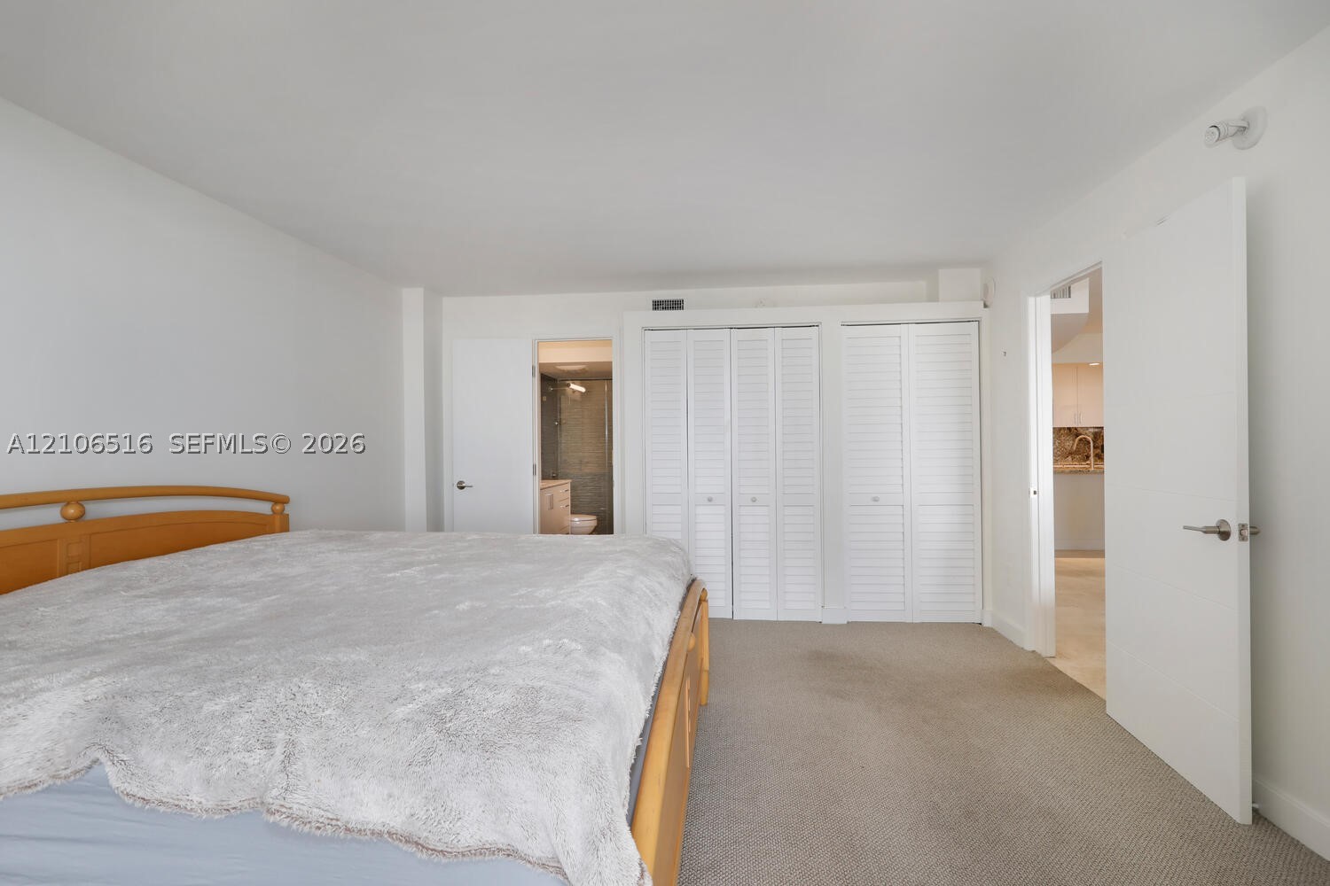 2901 S Bayshore Dr #14D Coconut Grove, FL 33133