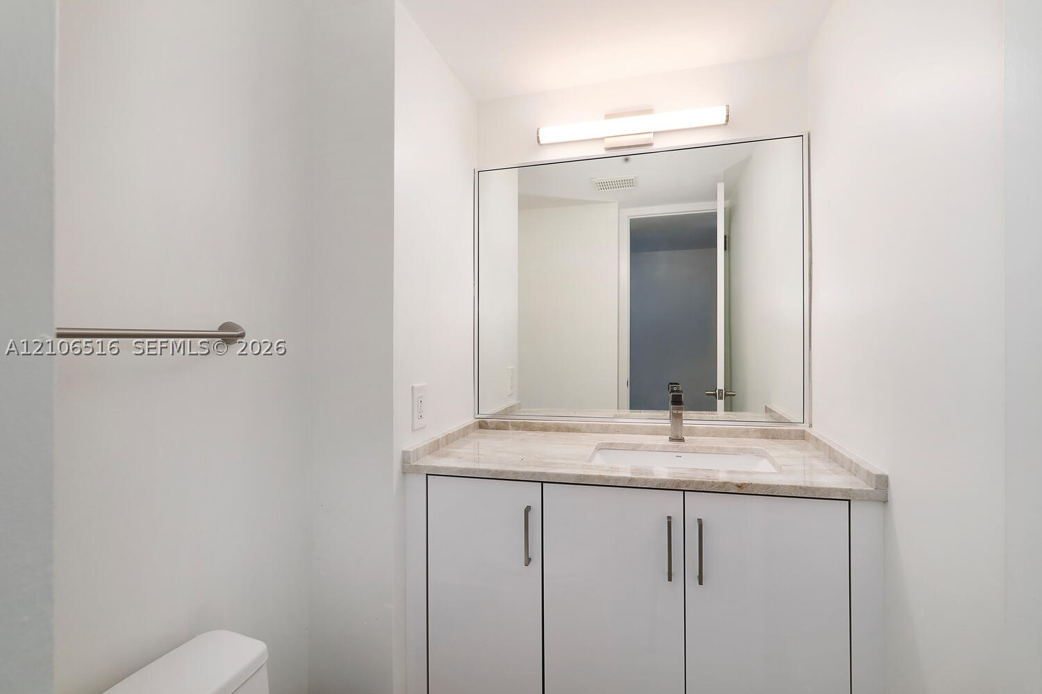 2901 S Bayshore Dr #14D Coconut Grove, FL 33133