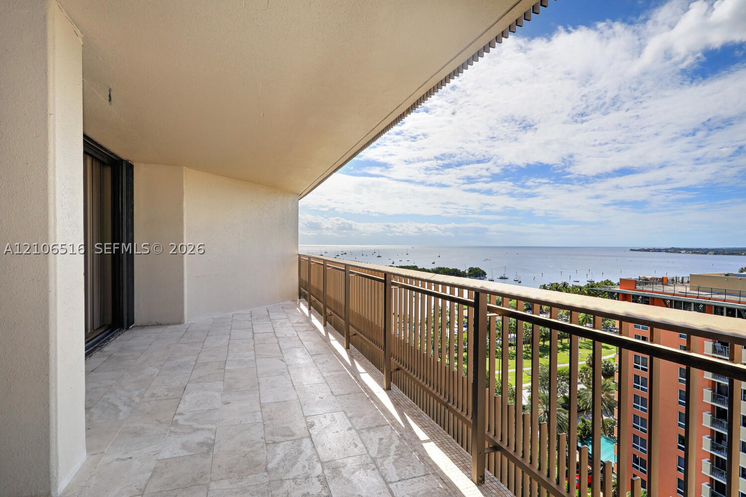 2901 S Bayshore Dr #14D Coconut Grove, FL 33133