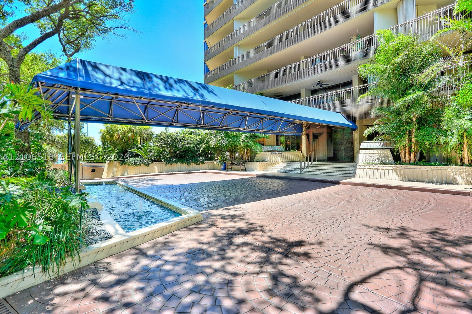 2901 S Bayshore Dr #14D Coconut Grove, FL 33133