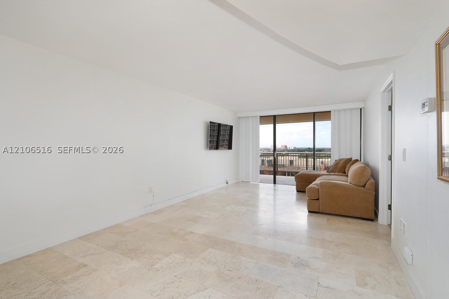 2901 S Bayshore Dr #14D Coconut Grove, FL 33133