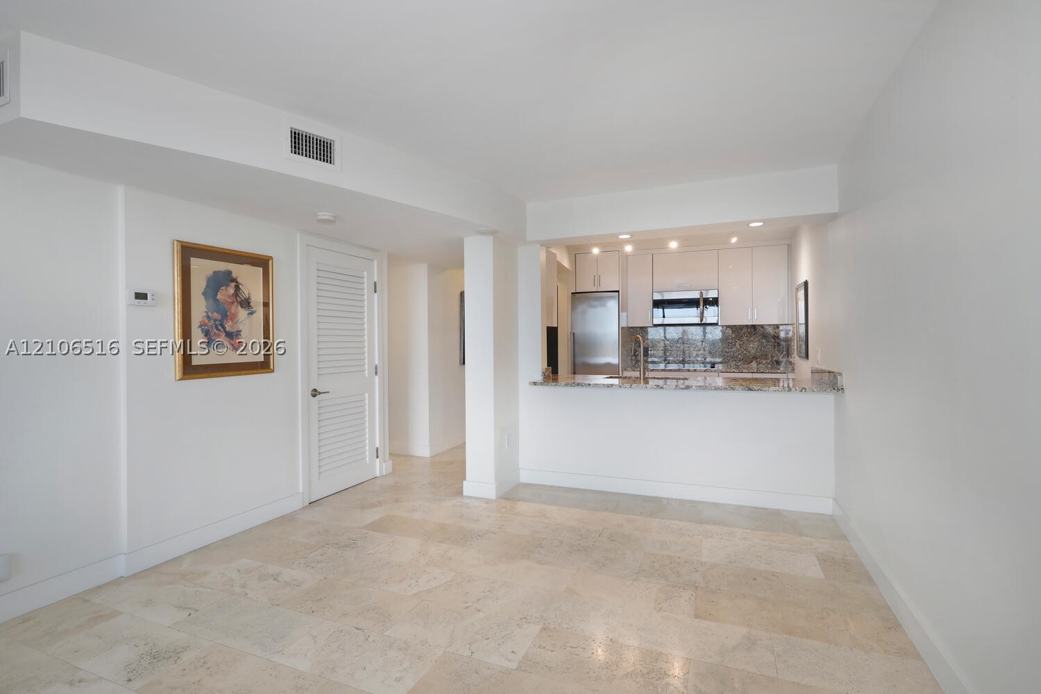 2901 S Bayshore Dr #14D Coconut Grove, FL 33133