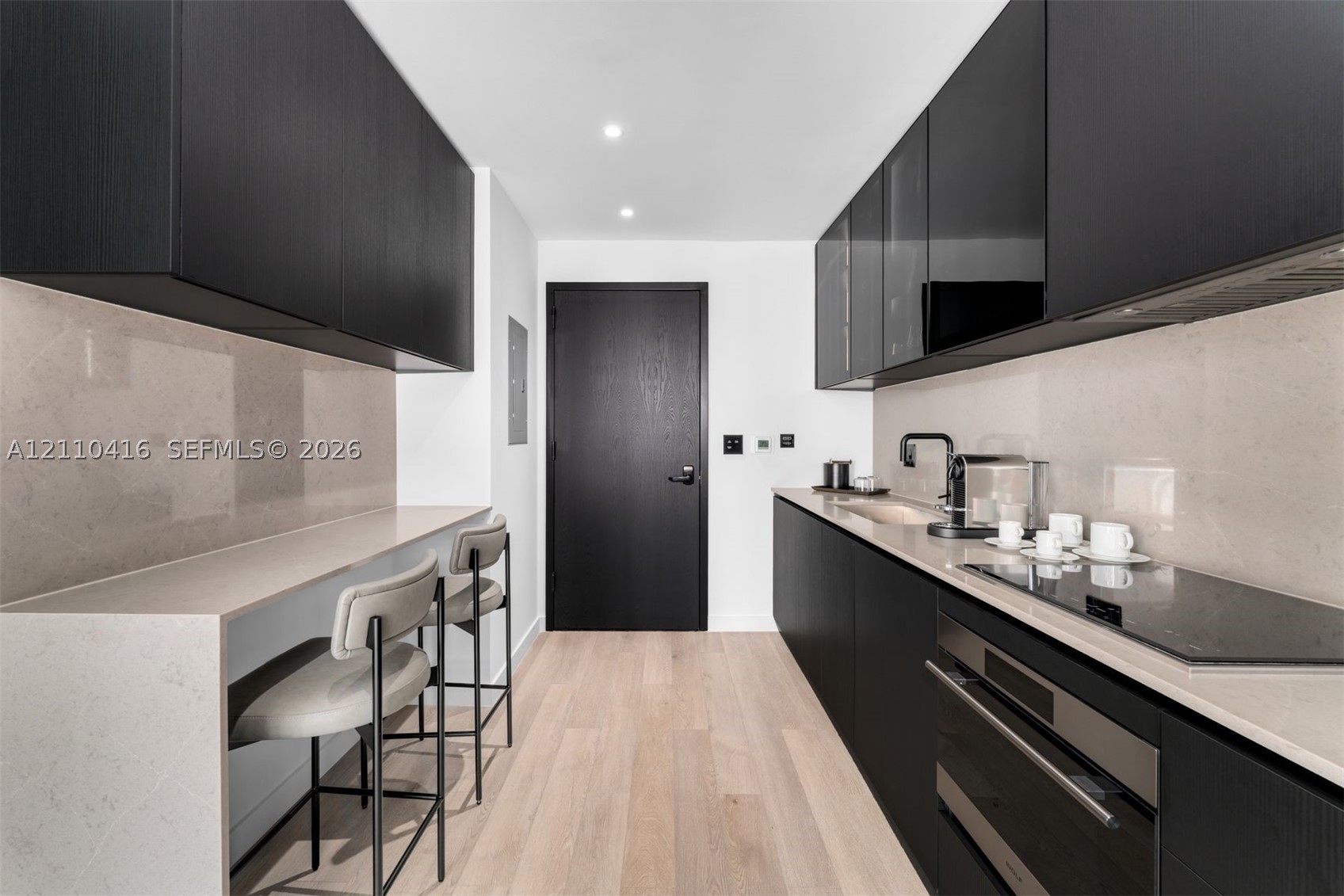 20 NE 11st #4208 Miami, FL 33132