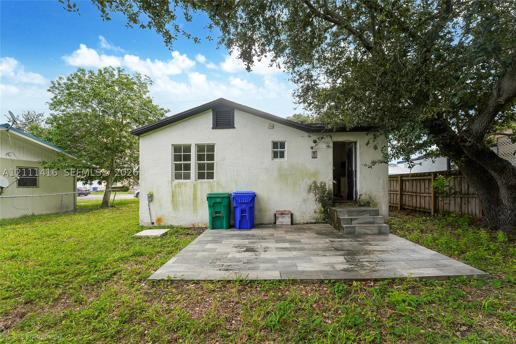 1053 NW 55th St Miami, FL 33127