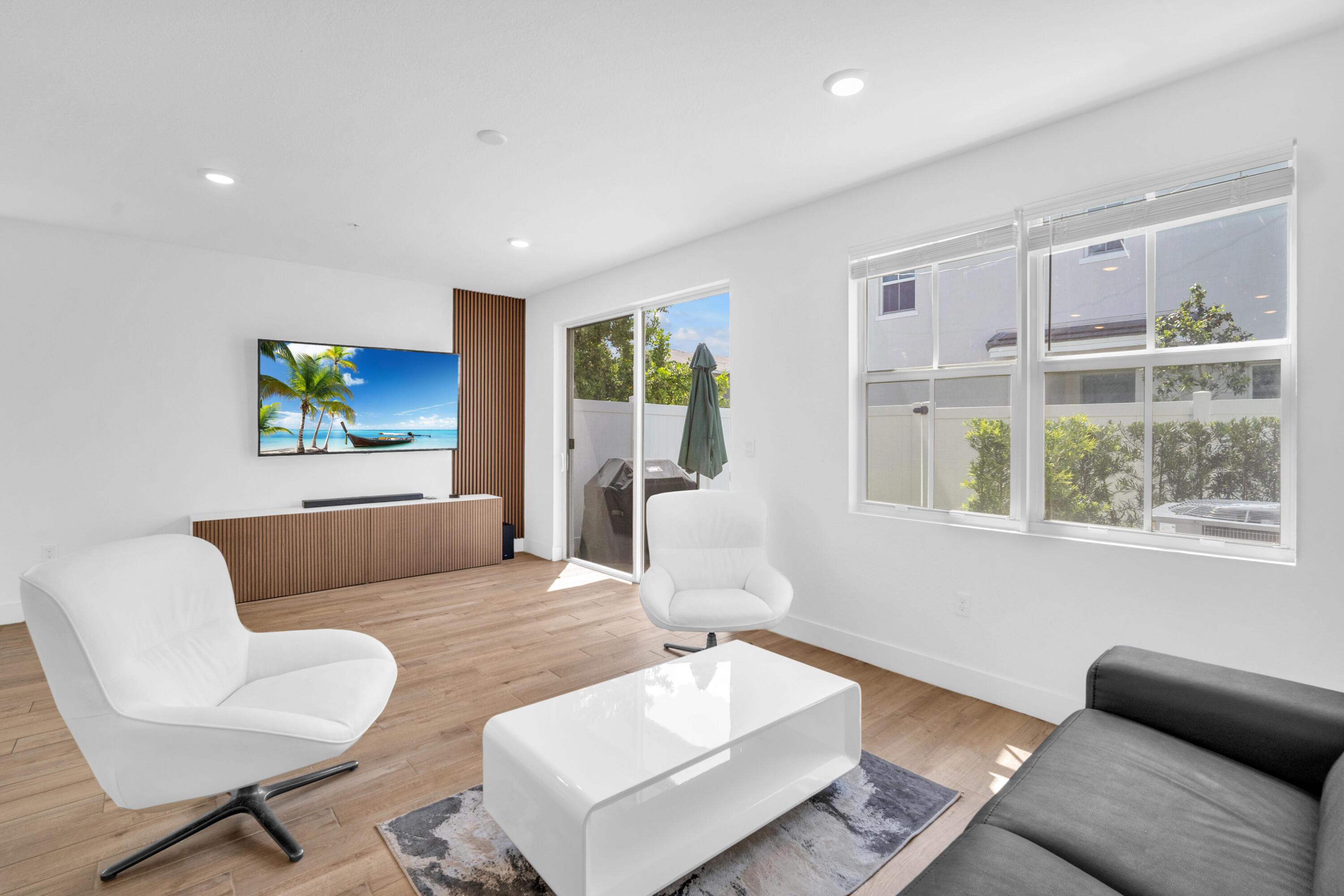 17002 SW 1st Pembroke Pines, FL 33027