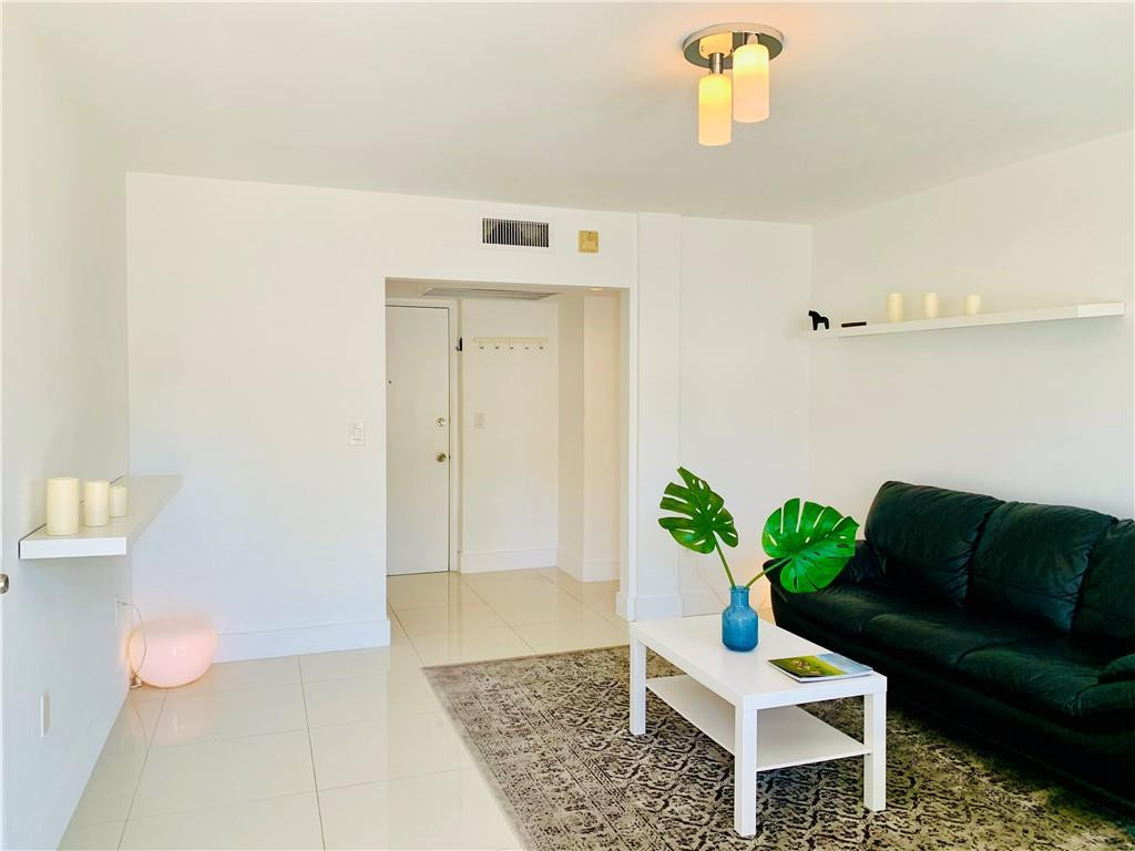 1480 Euclid #103 Miami Beach, FL 33139