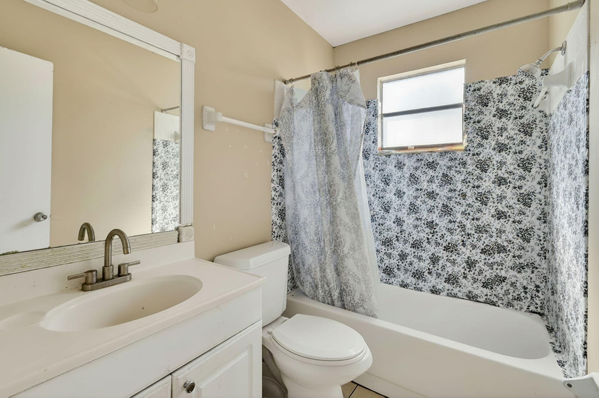 184 Greentree Jupiter, FL 33458