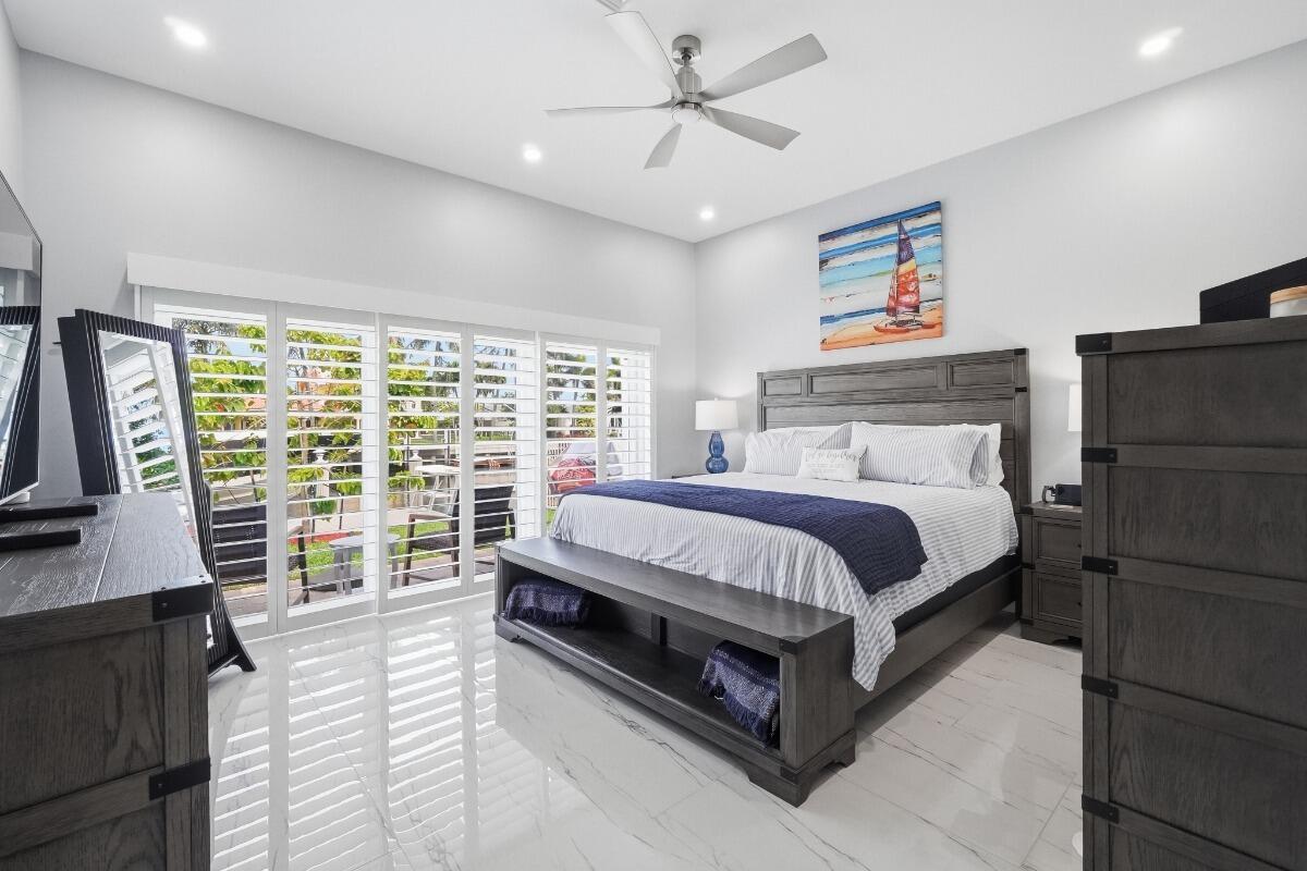 380 SE 5th Pompano Beach, FL 33060