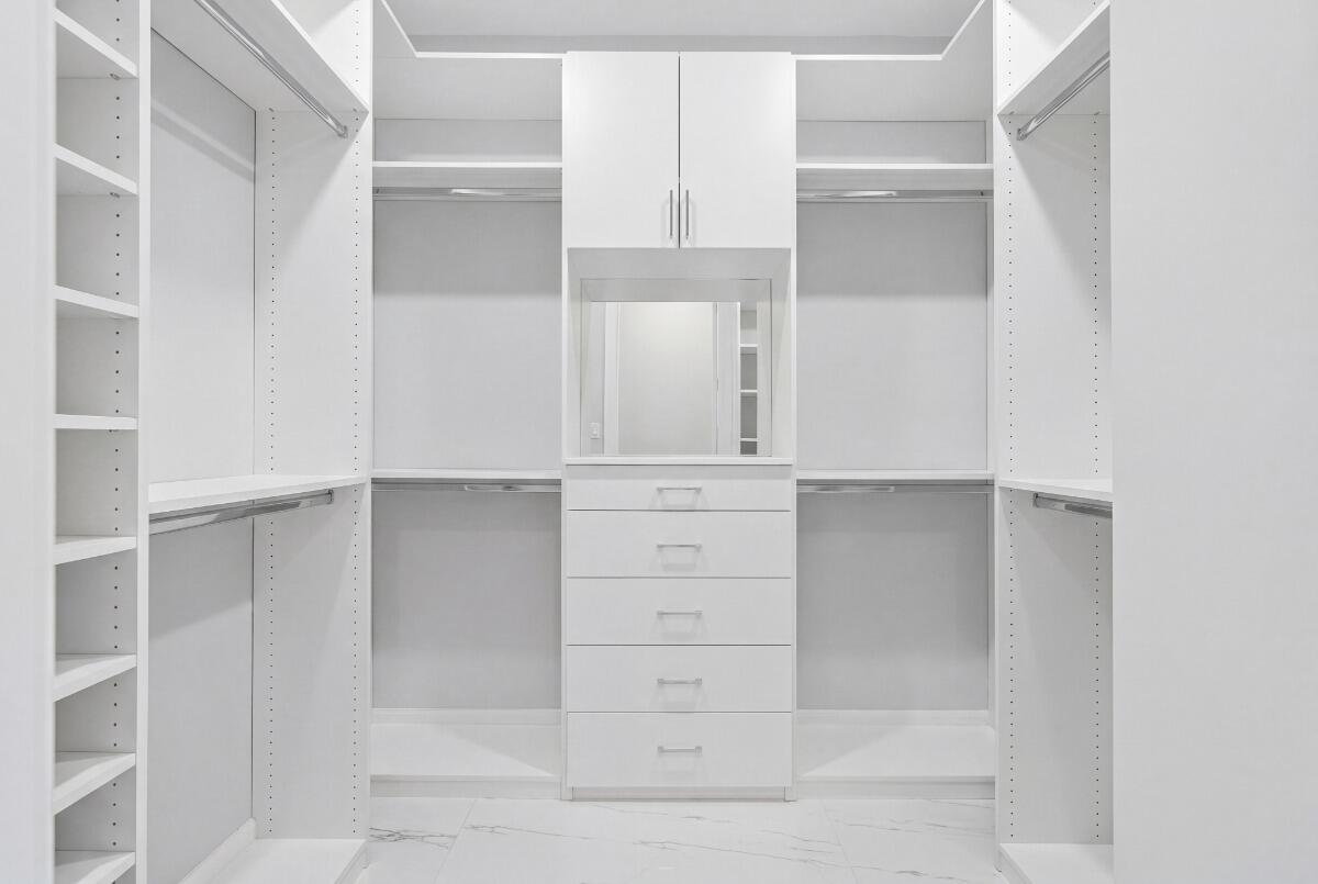 380 SE 5th Pompano Beach, FL 33060