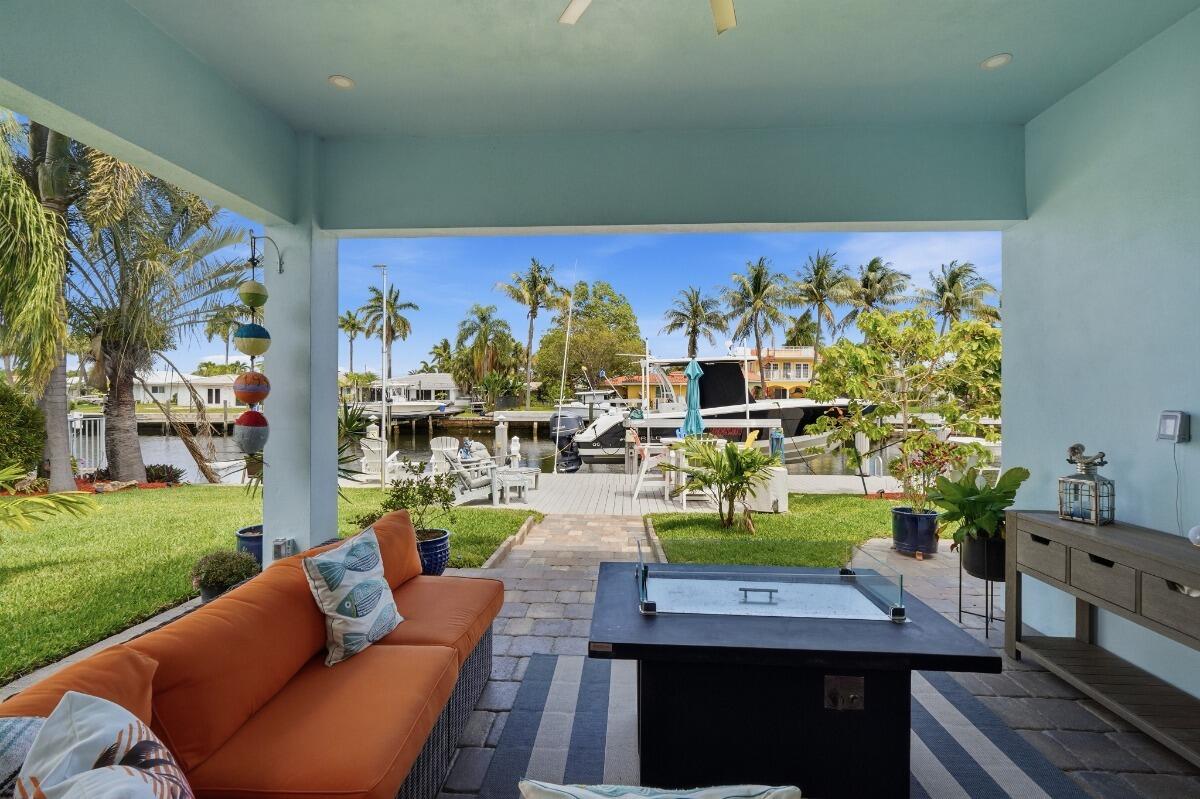 380 SE 5th Pompano Beach, FL 33060