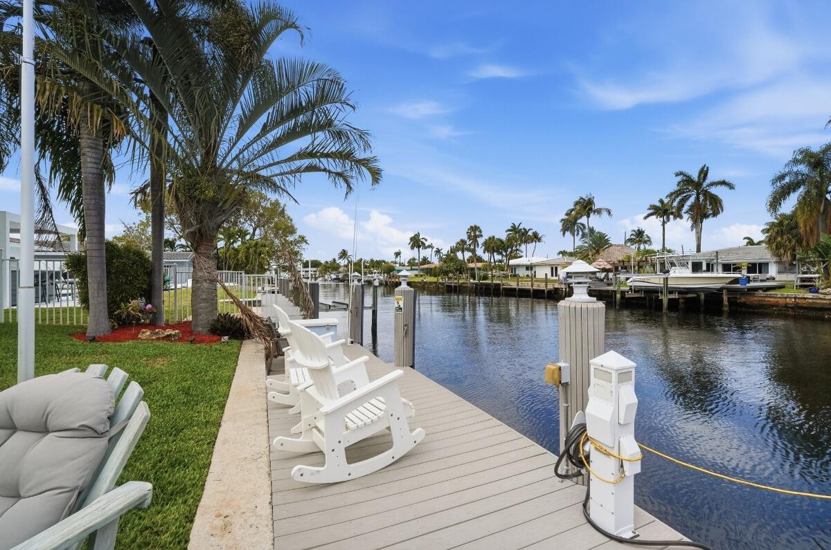 380 SE 5th Pompano Beach, FL 33060