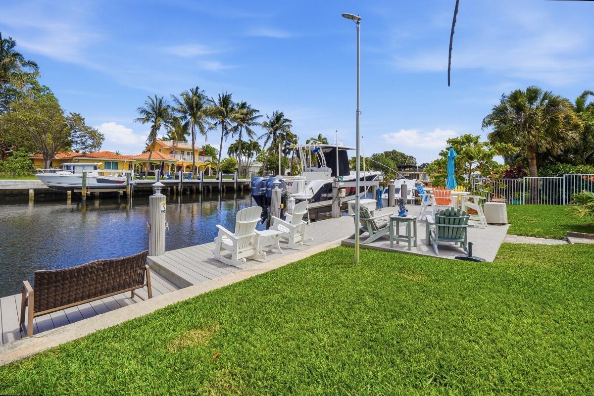 380 SE 5th Pompano Beach, FL 33060