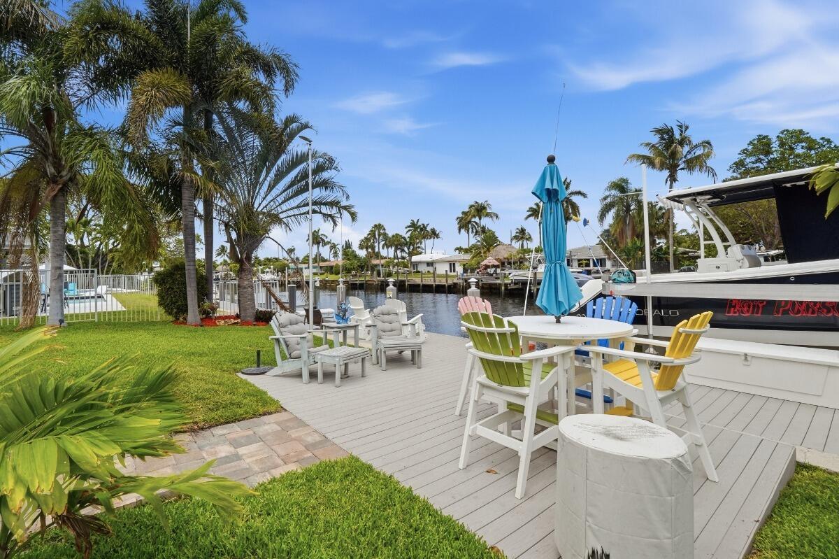 380 SE 5th Pompano Beach, FL 33060