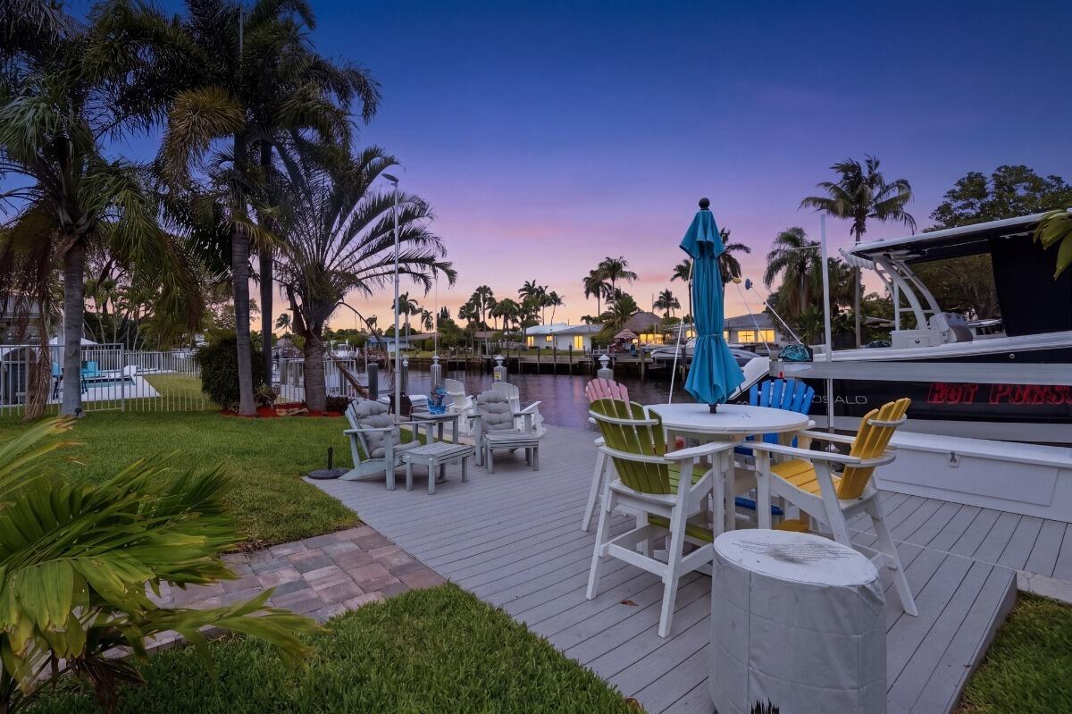 380 SE 5th Pompano Beach, FL 33060