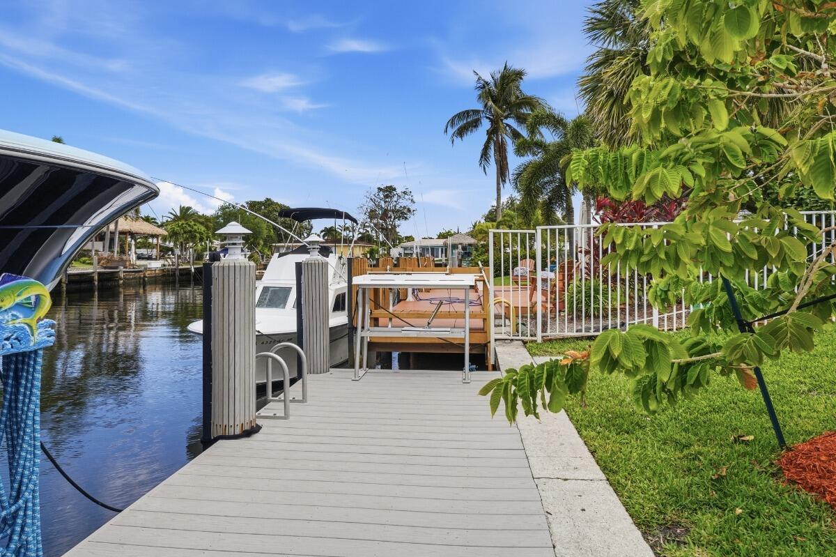 380 SE 5th Pompano Beach, FL 33060