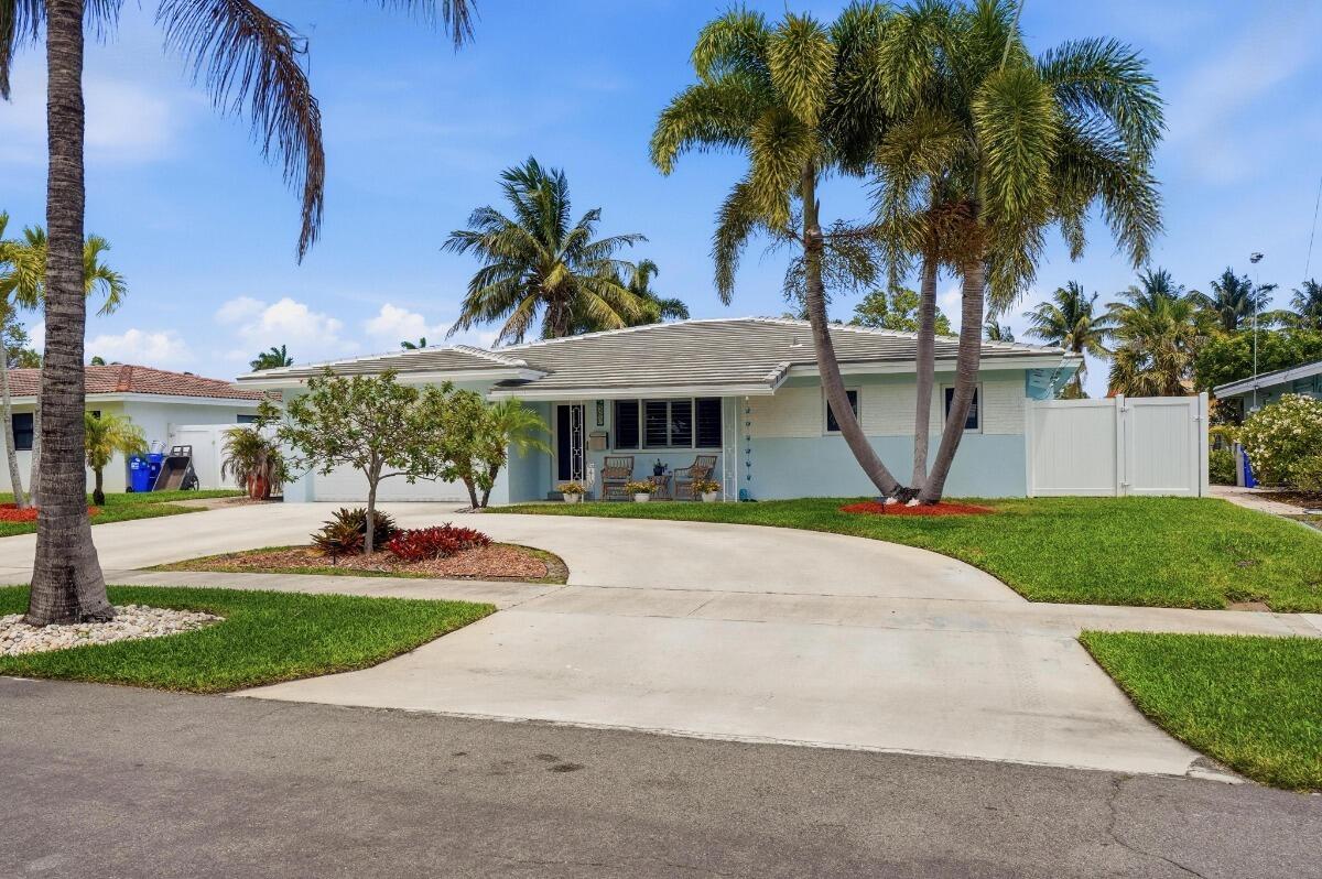 380 SE 5th Pompano Beach, FL 33060