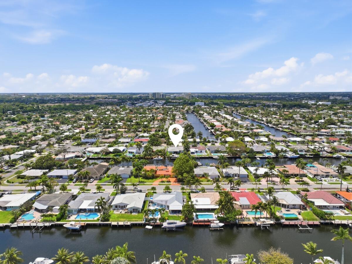 380 SE 5th Pompano Beach, FL 33060