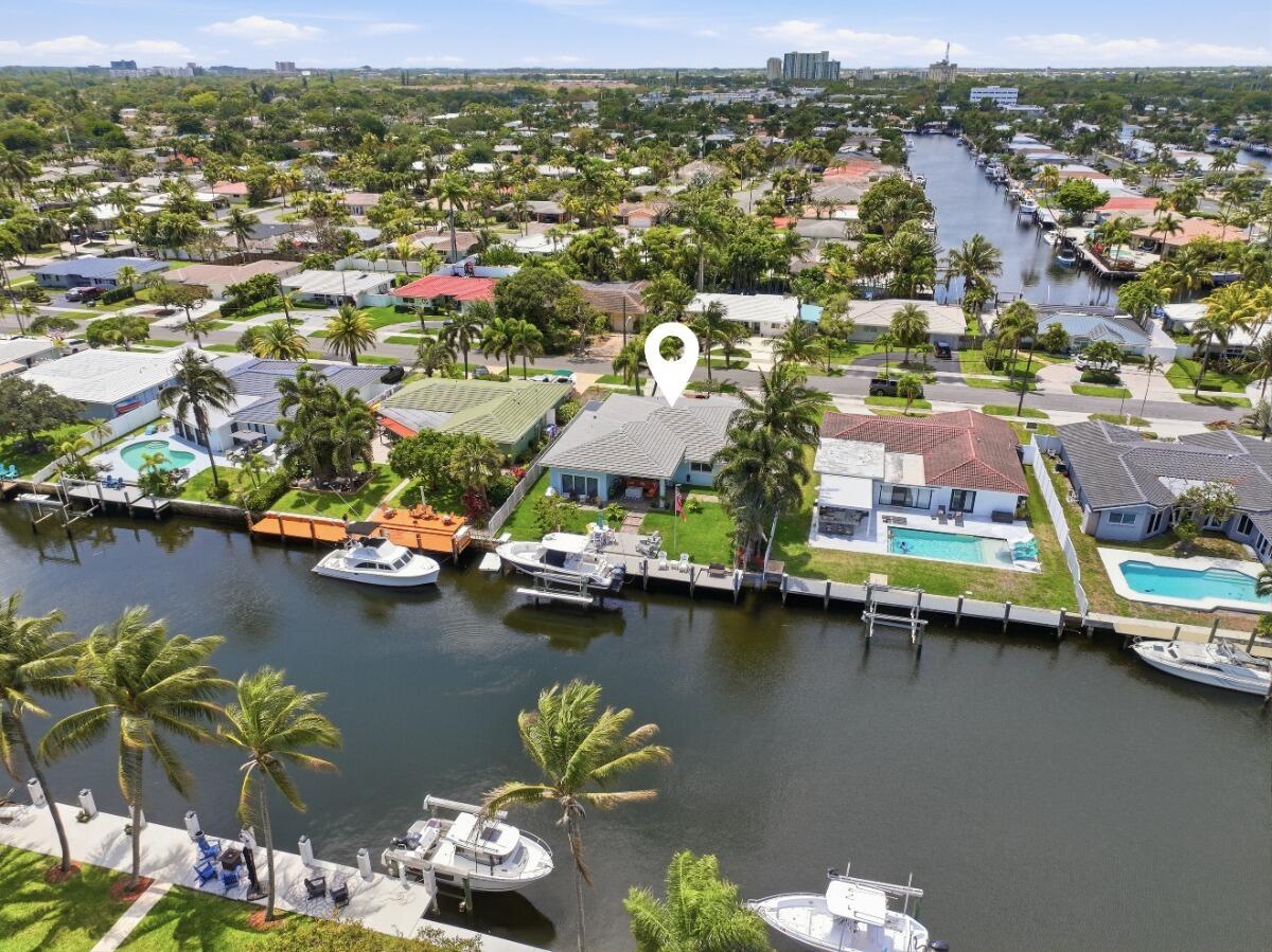 380 SE 5th Pompano Beach, FL 33060