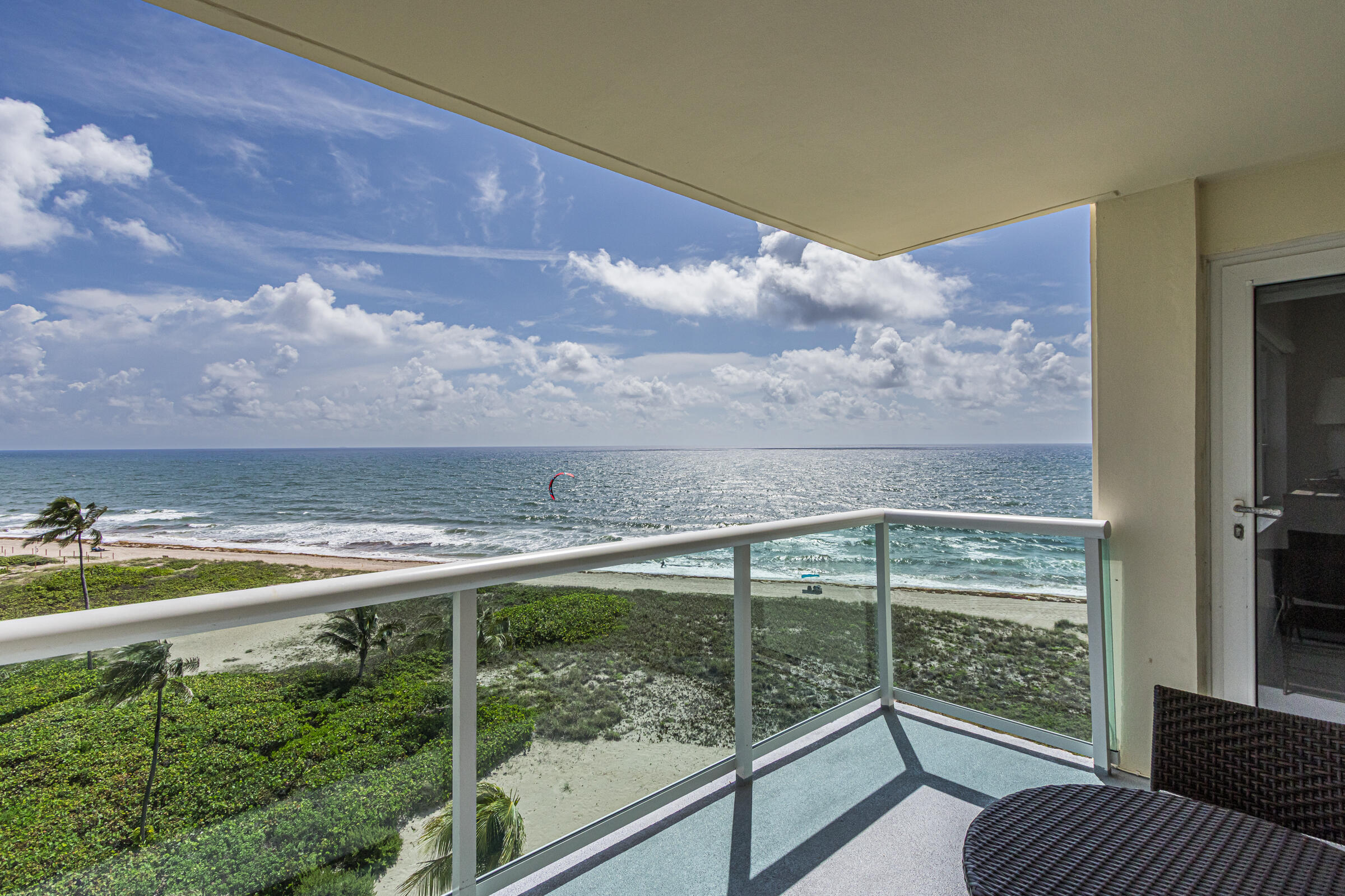 6000 N Ocean #7b