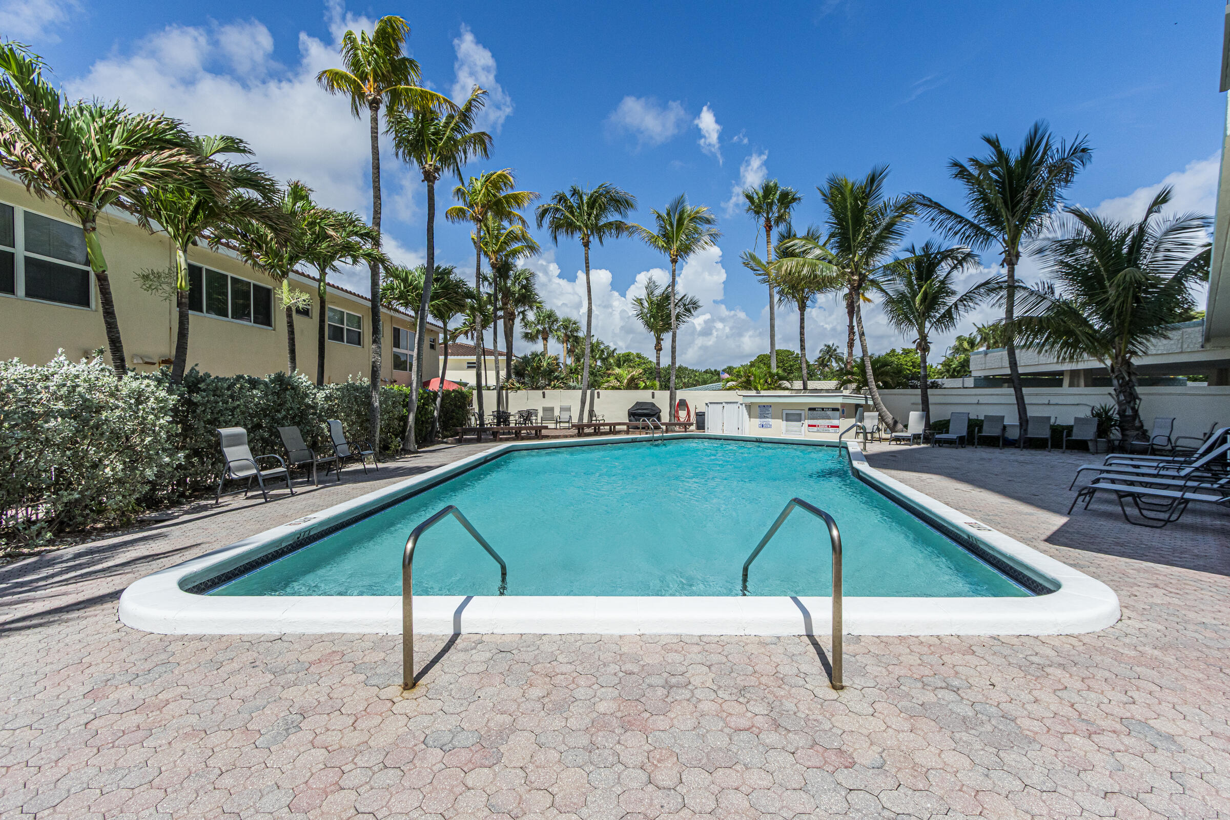 6000 N Ocean #7b Lauderdale By The Sea, FL 33308