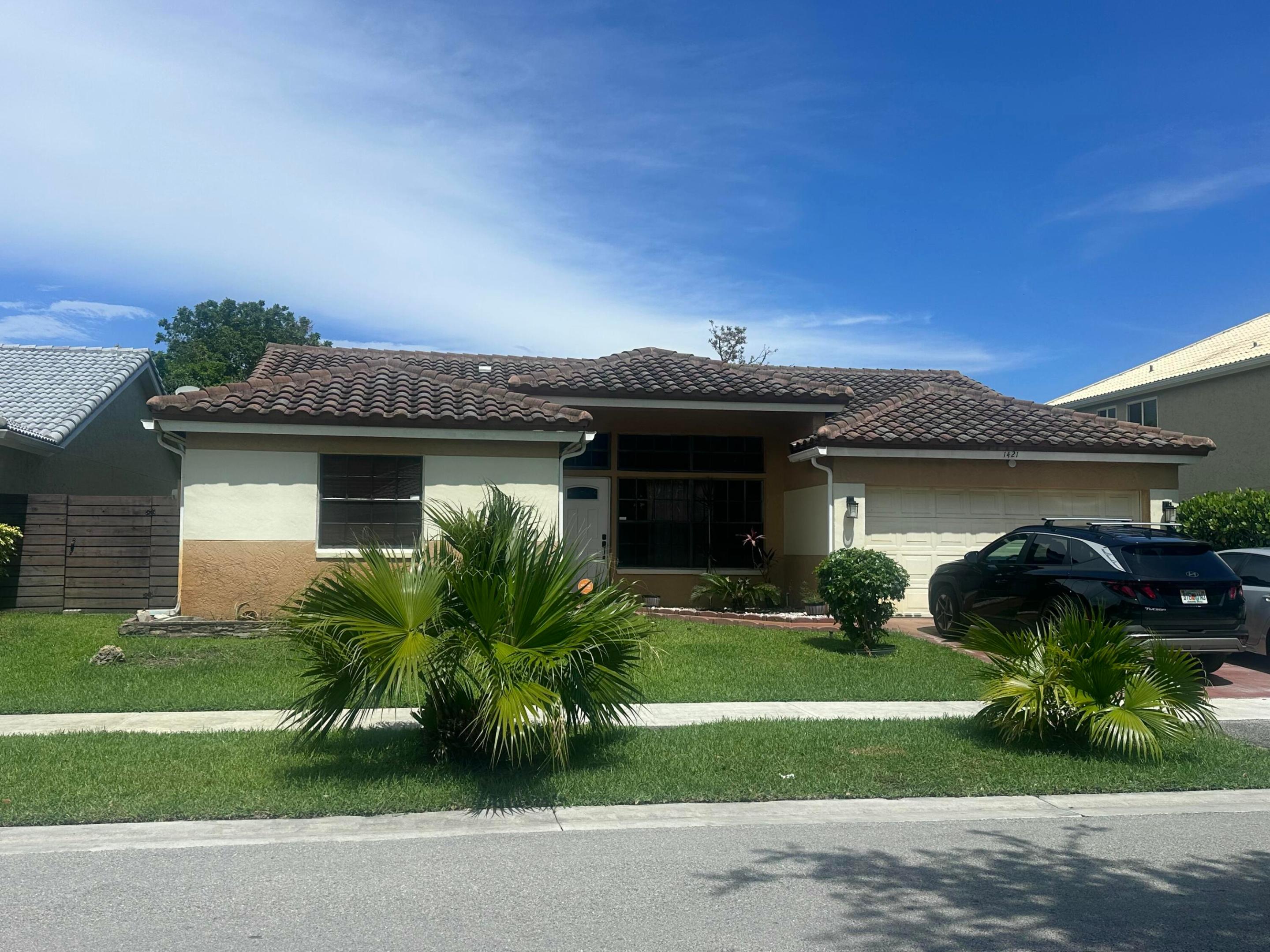 1421 SW 88th