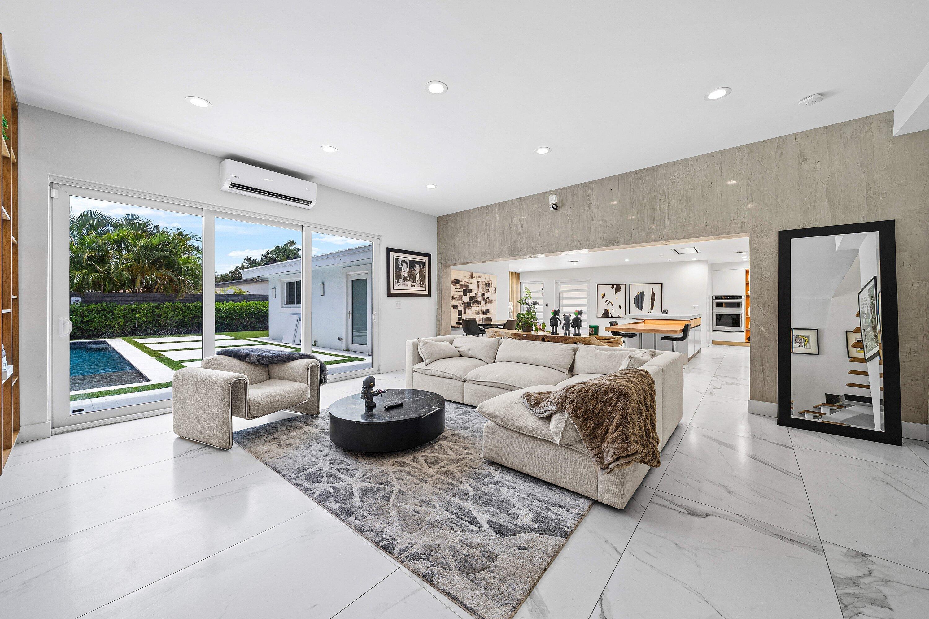 5920 NE 21st Fort Lauderdale, FL 33308
