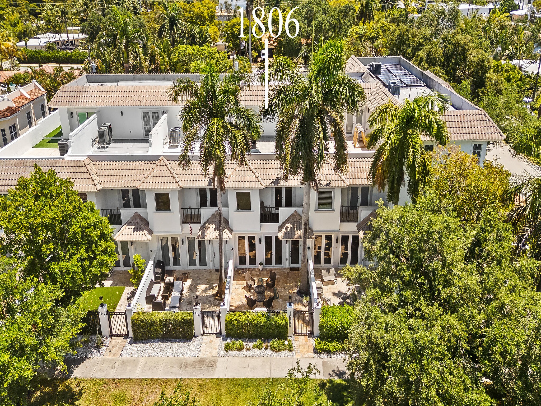 1806 NE 26th