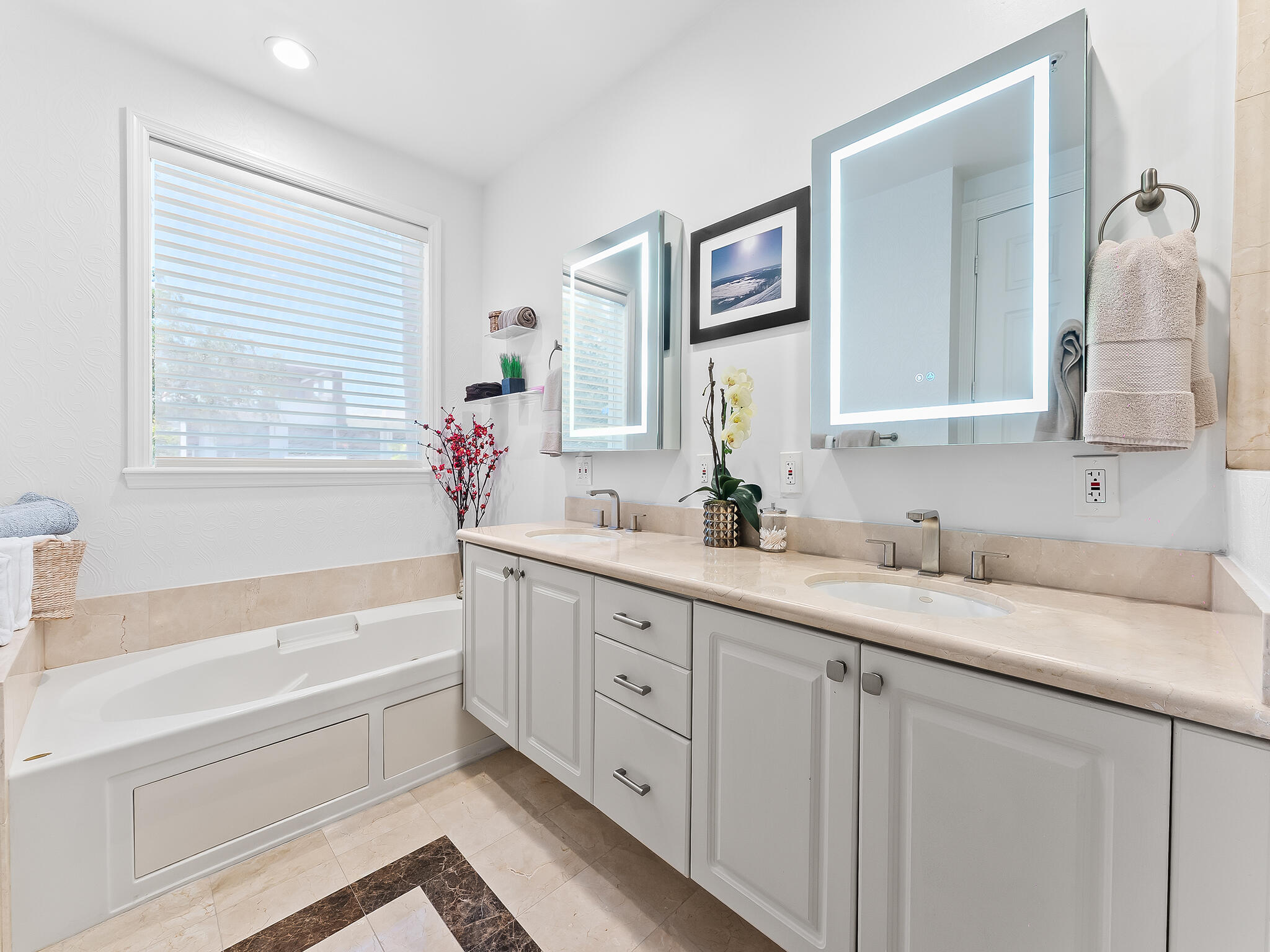 1806 NE 26th Fort Lauderdale, FL 33305