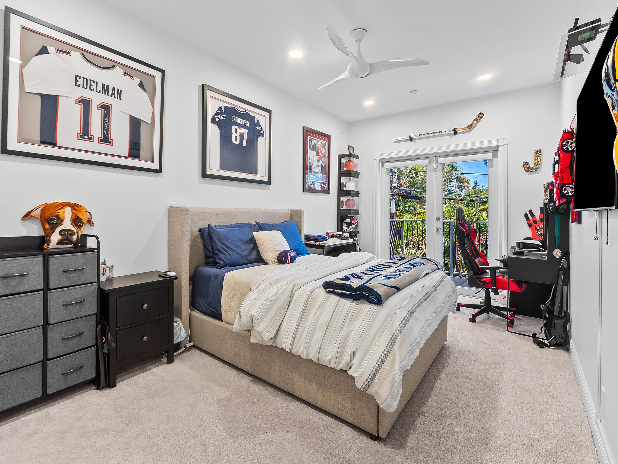 1806 NE 26th Fort Lauderdale, FL 33305