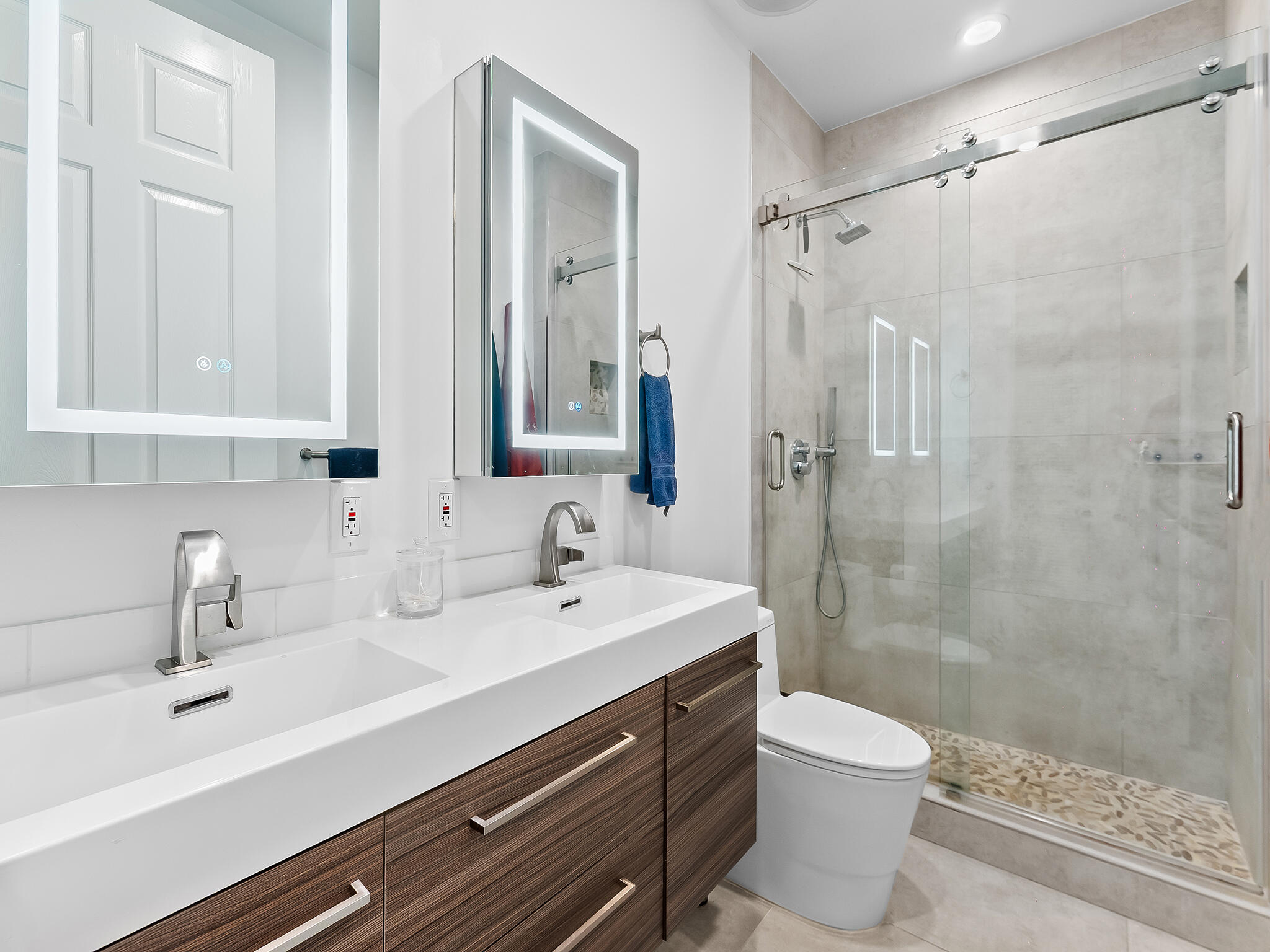 1806 NE 26th Fort Lauderdale, FL 33305