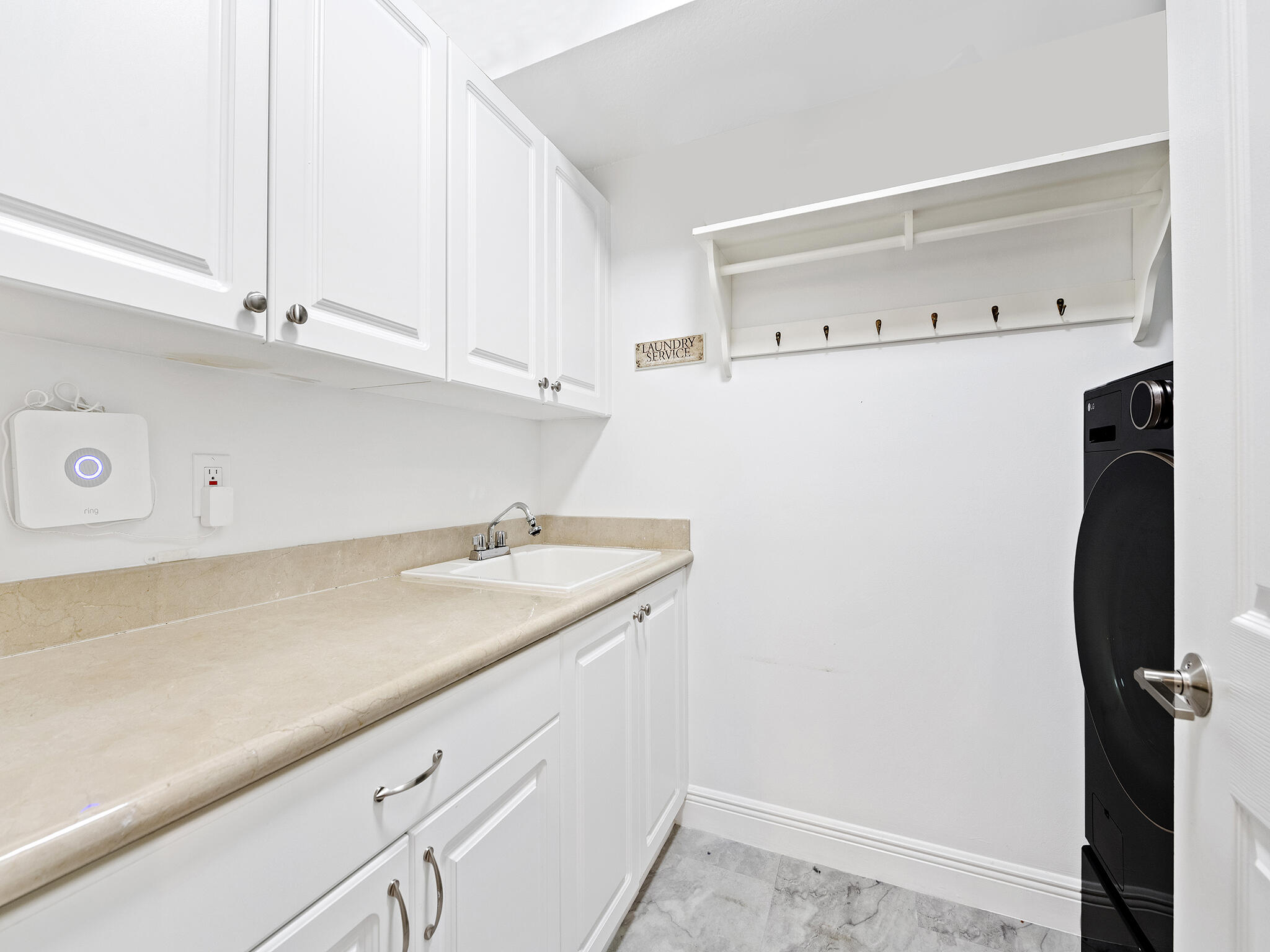 1806 NE 26th Fort Lauderdale, FL 33305