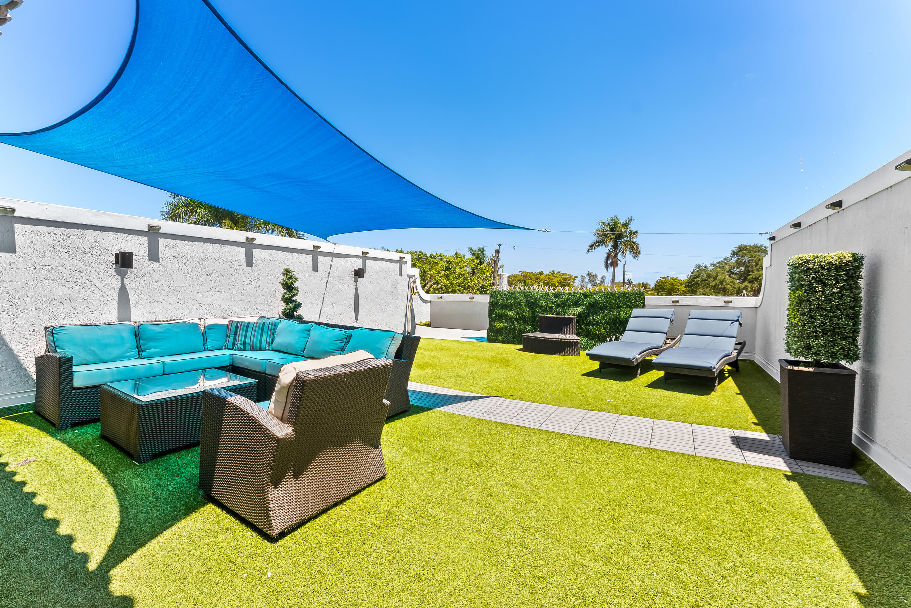 1806 NE 26th Fort Lauderdale, FL 33305