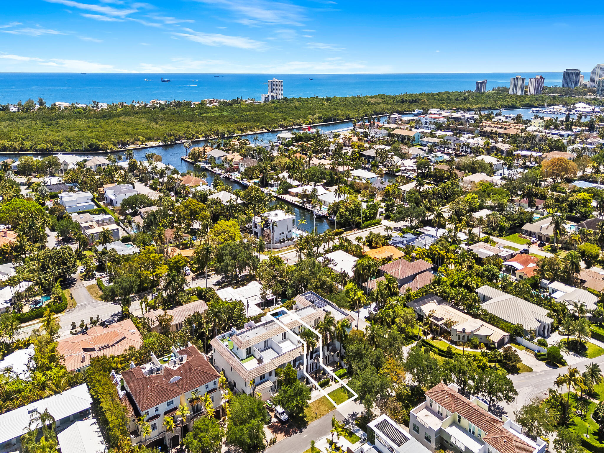 1806 NE 26th Fort Lauderdale, FL 33305