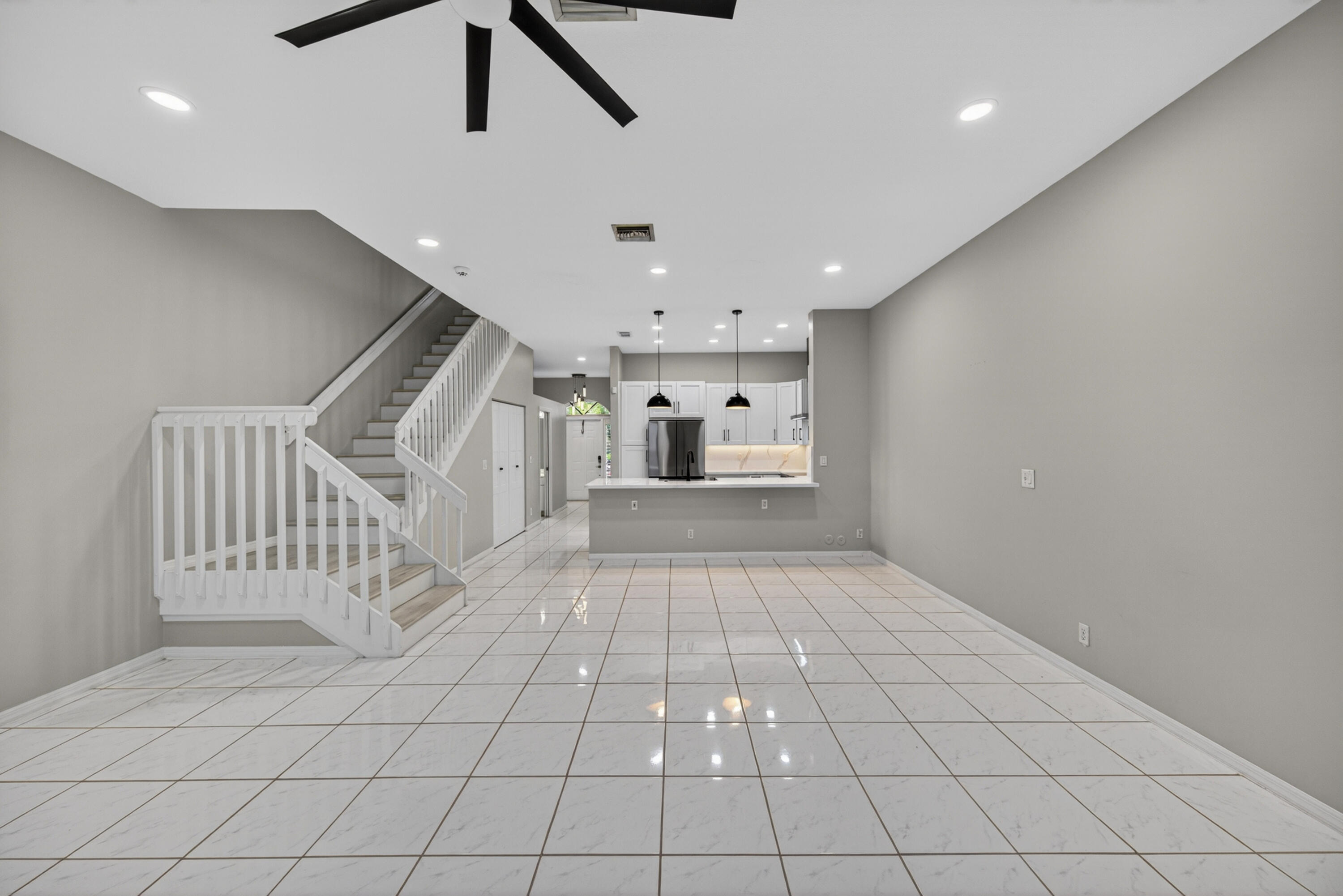 835 NE 17th Fort Lauderdale, FL 33304