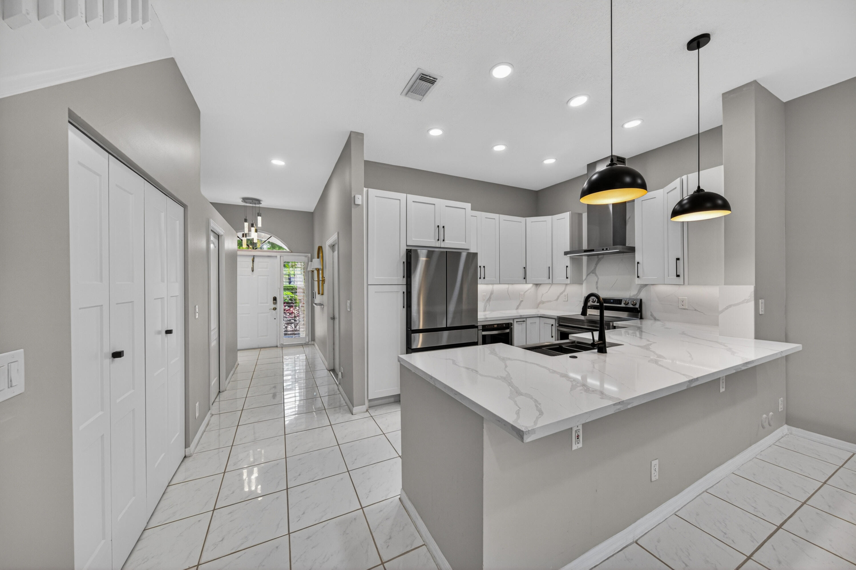 835 NE 17th Fort Lauderdale, FL 33304