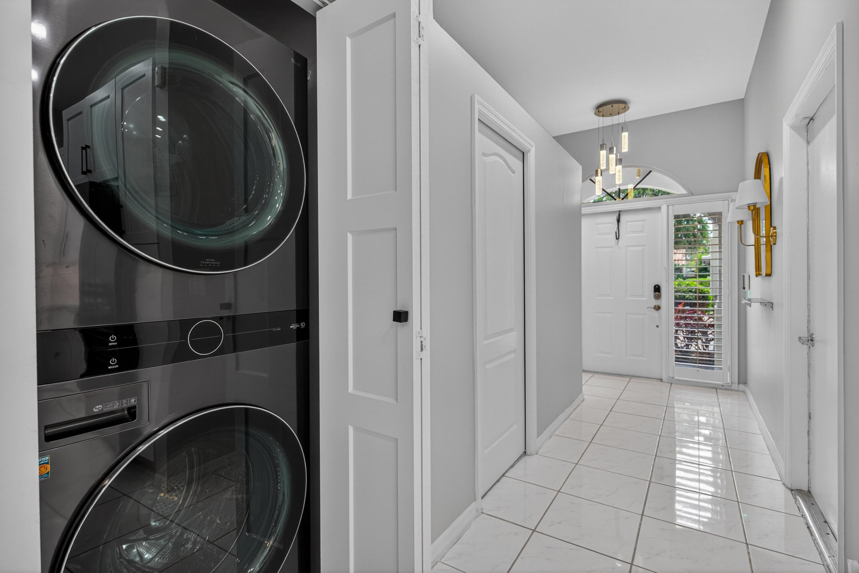 835 NE 17th Fort Lauderdale, FL 33304