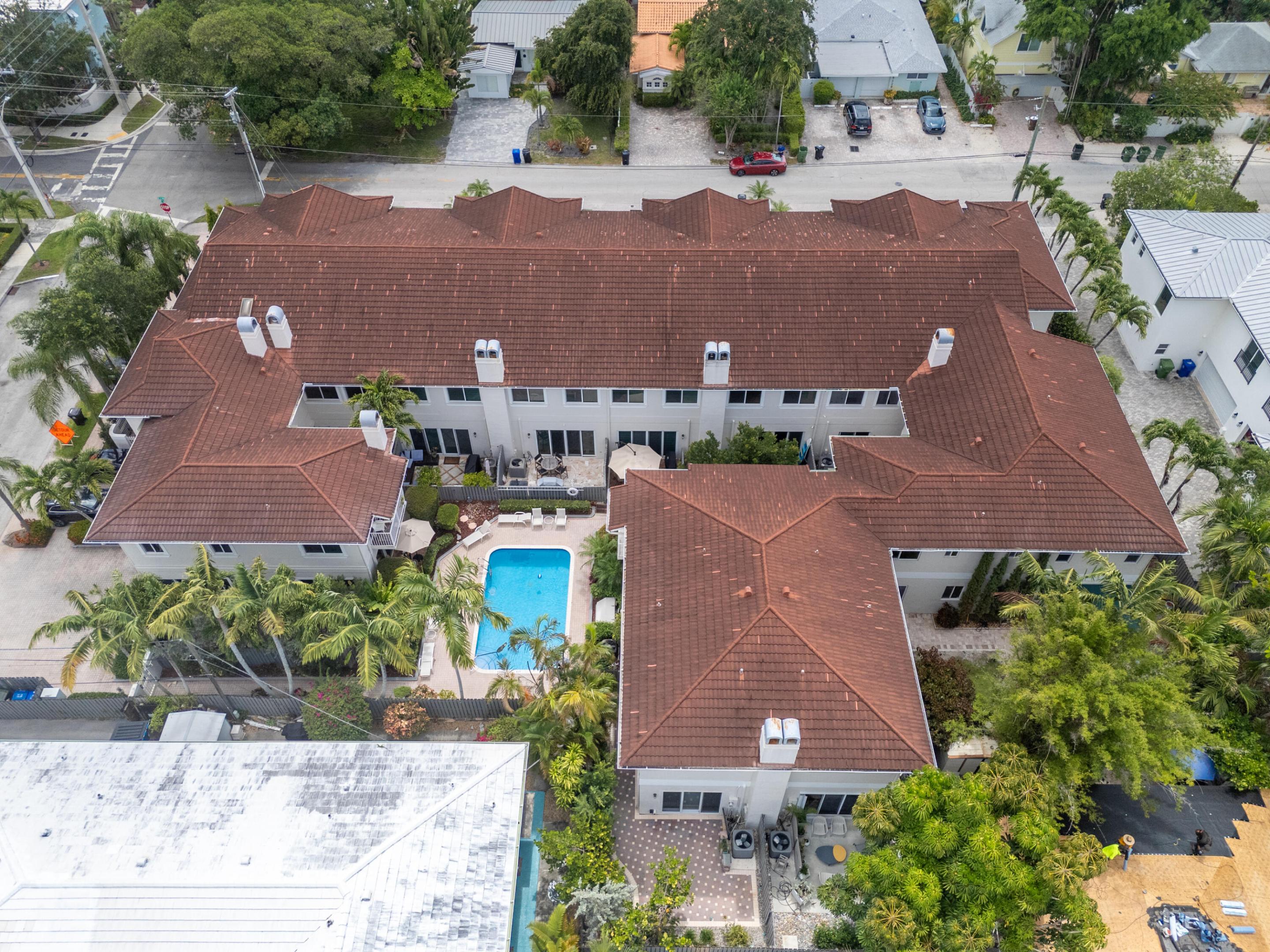 835 NE 17th Fort Lauderdale, FL 33304
