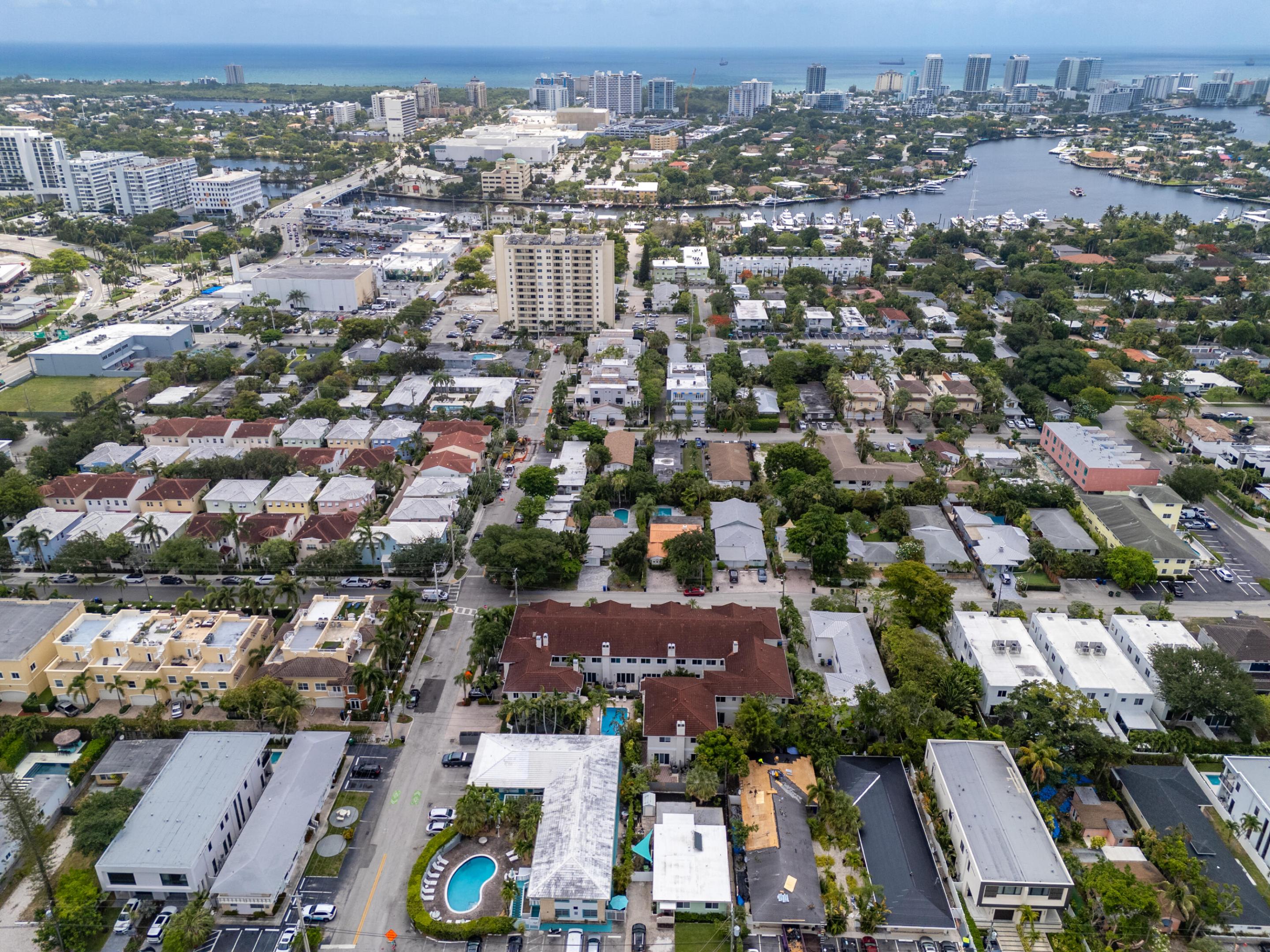 835 NE 17th Fort Lauderdale, FL 33304